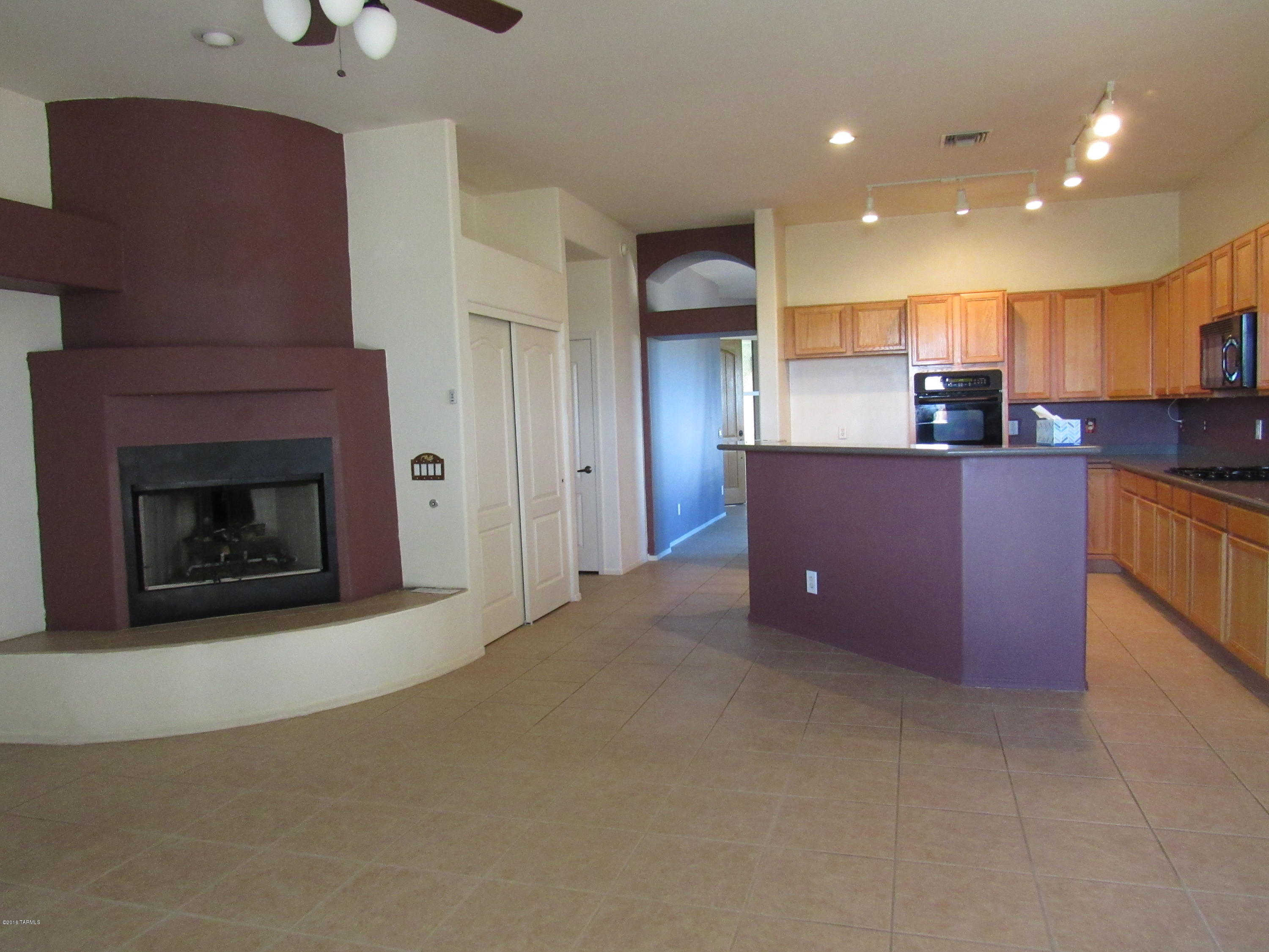 Eagle Point Estates (1-212) - Residential Lease