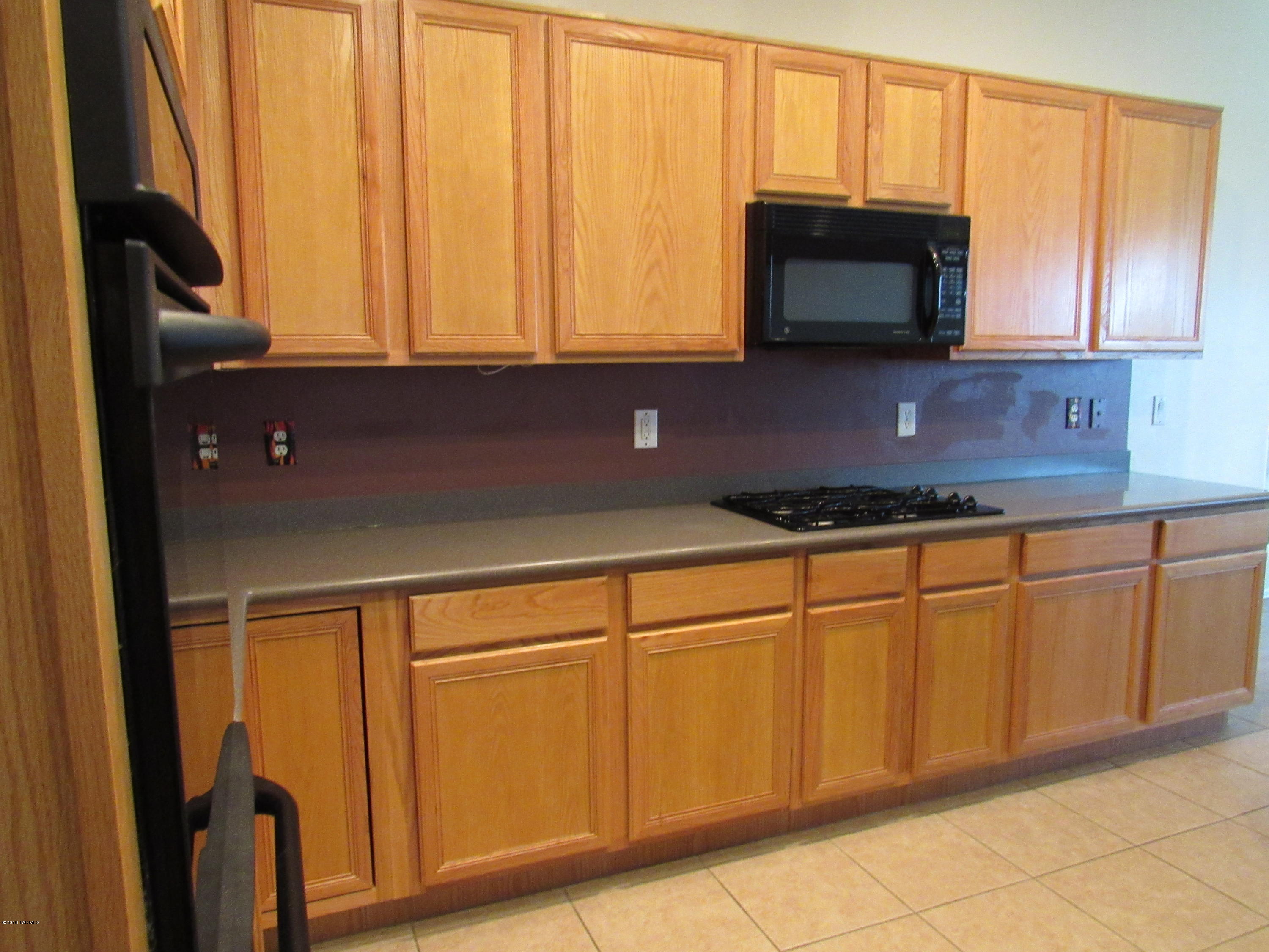 Eagle Point Estates (1-212) - Residential Lease