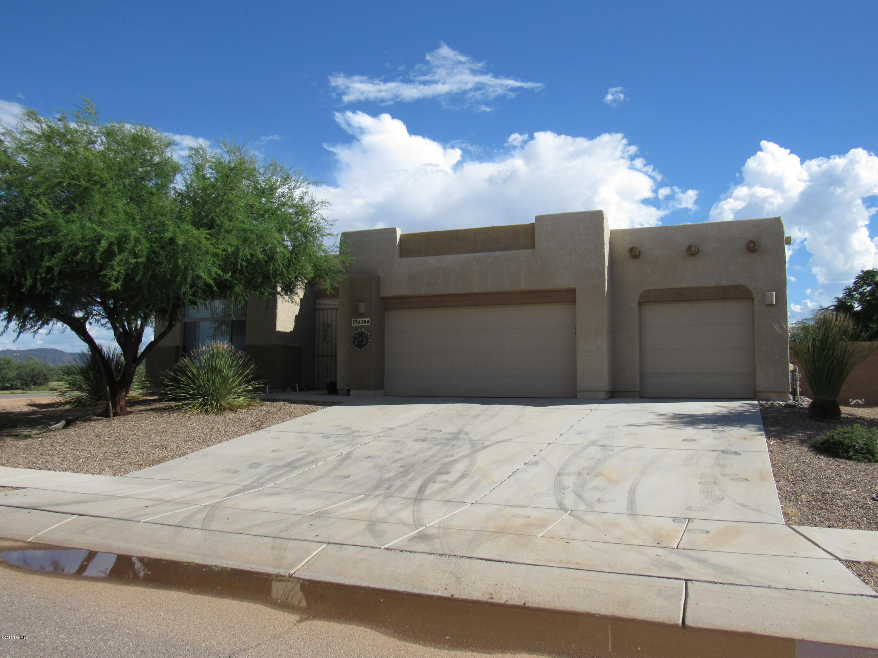 Eagle Point Estates (1-212) - Residential Lease