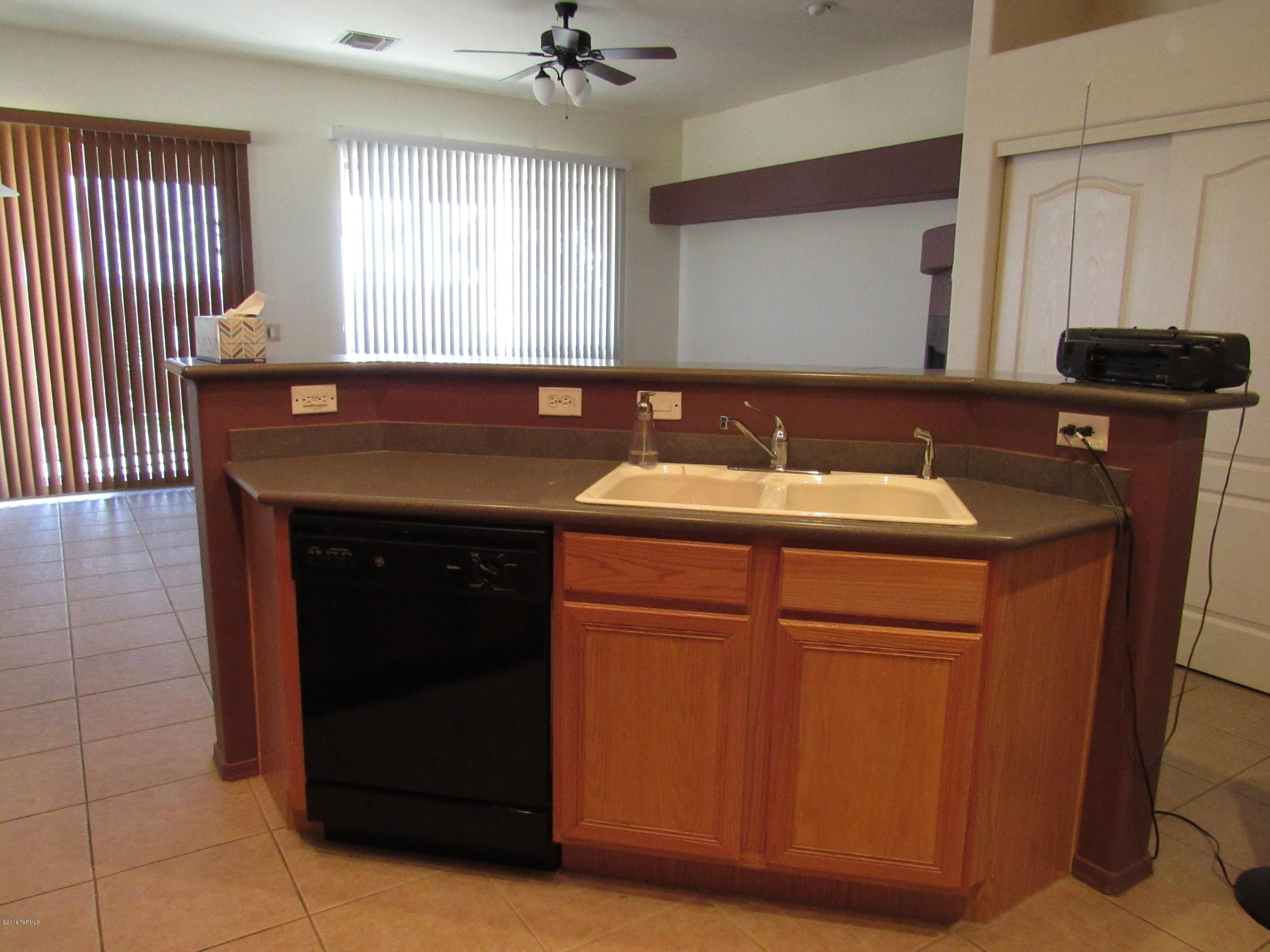 Eagle Point Estates (1-212) - Residential Lease