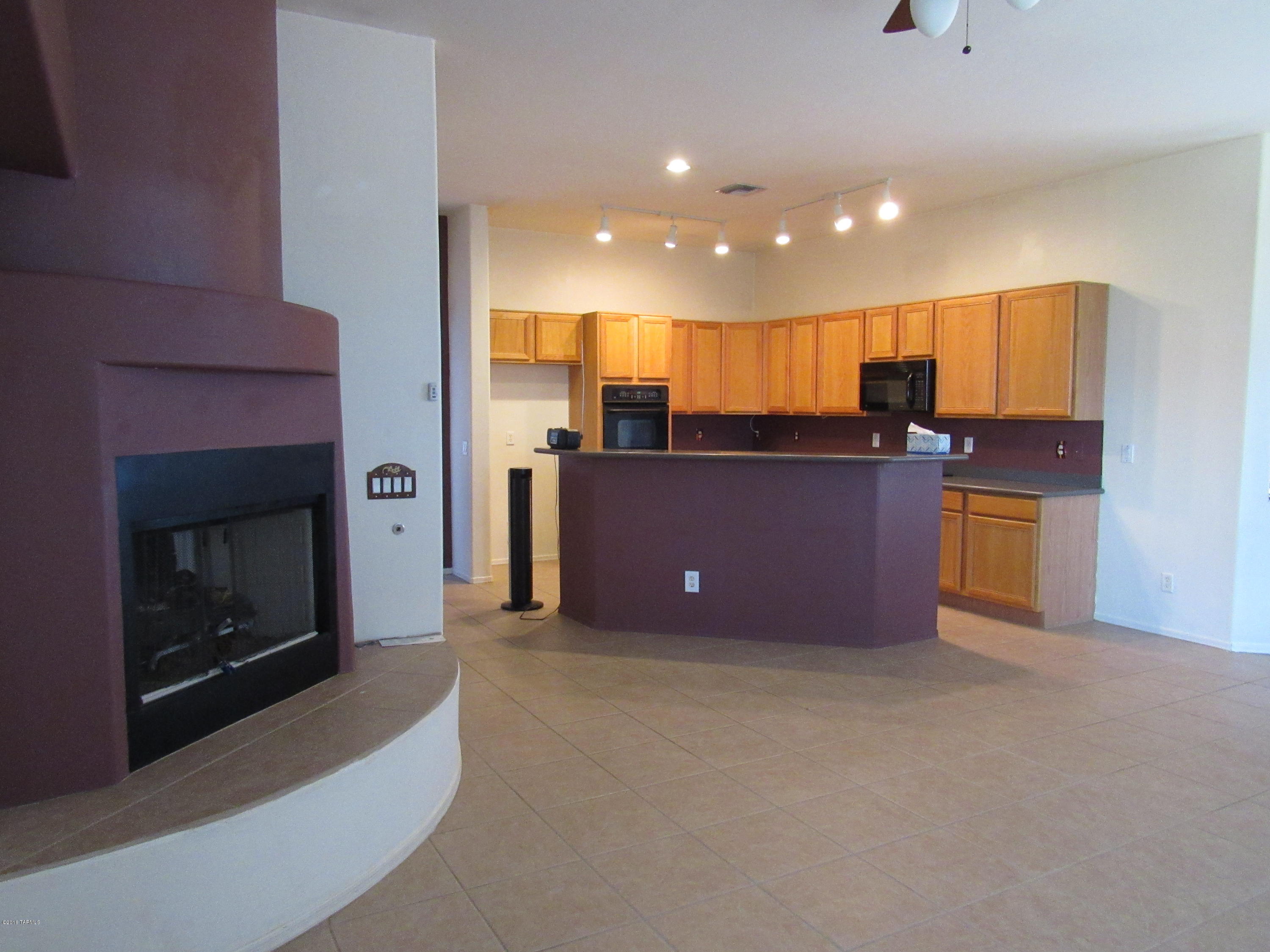 Eagle Point Estates (1-212) - Residential Lease