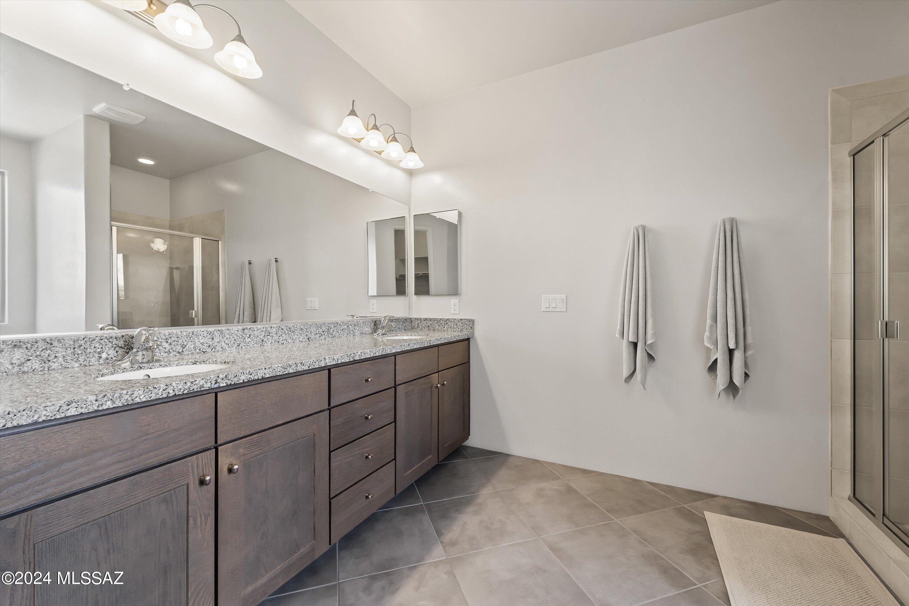 Miramonte At Glenn SQ20133580243 - Residential