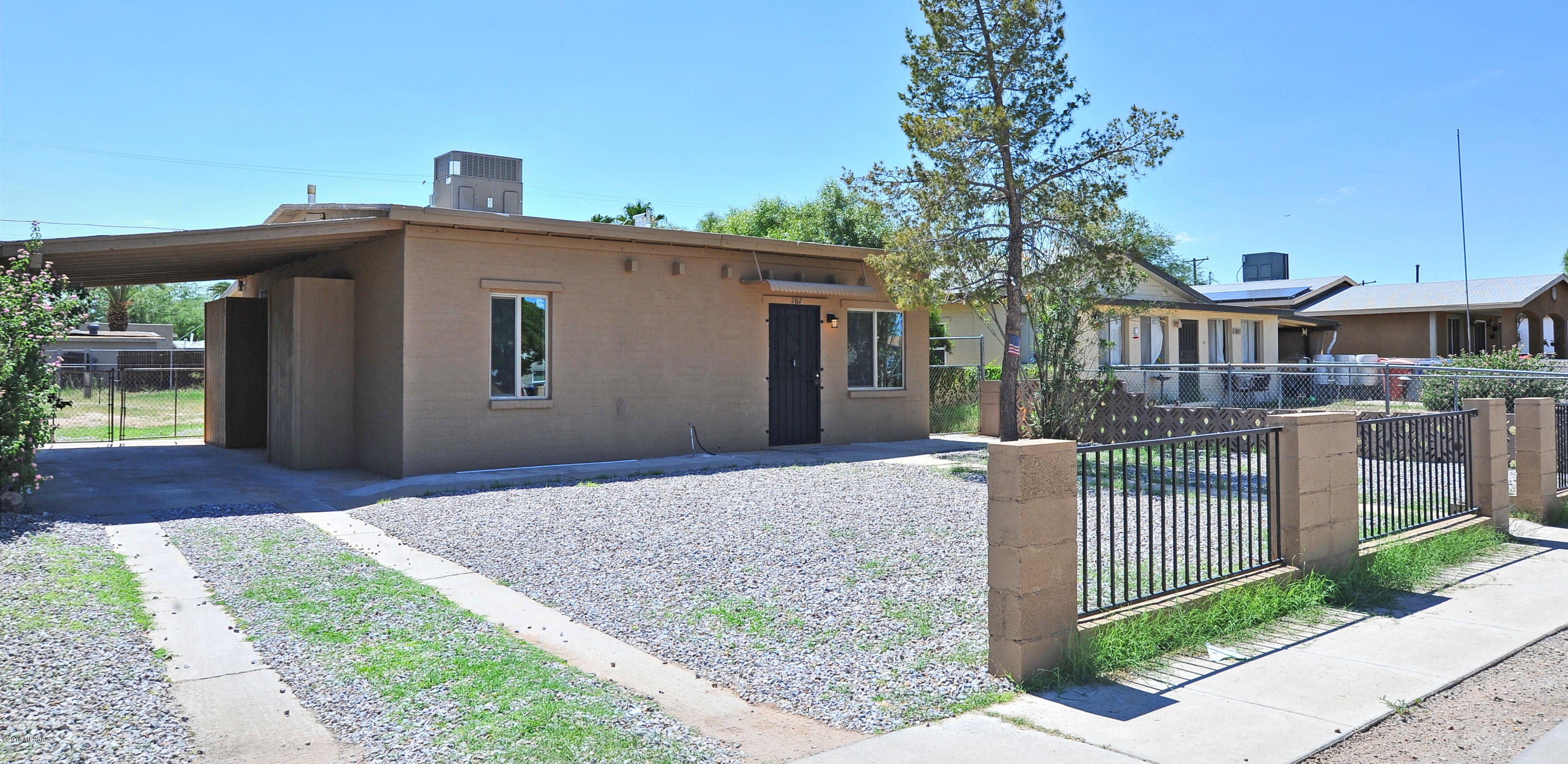 Miracle Mile Manor - Residential