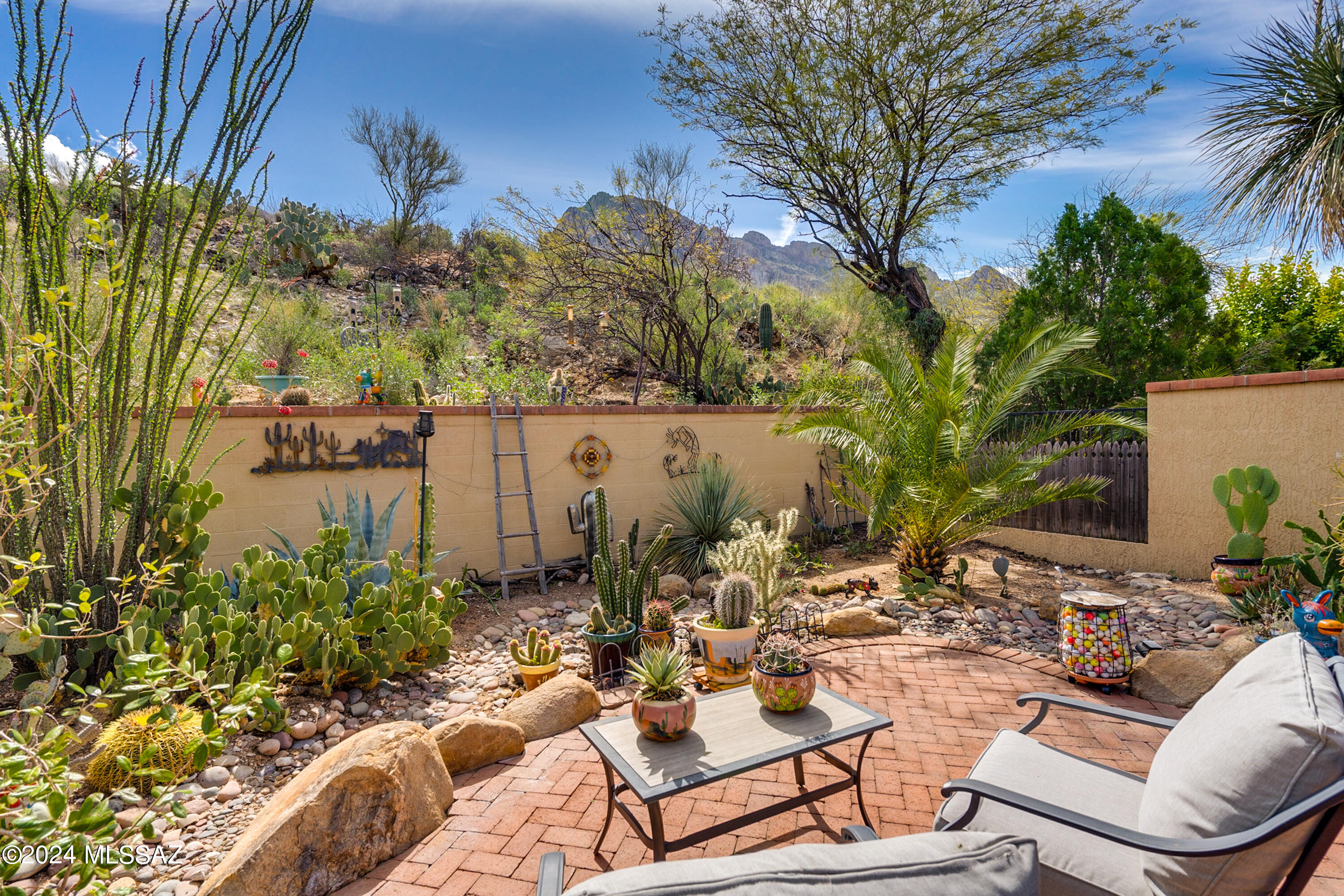 El Conquistador Resort Patio Homes (155-193) - Residential