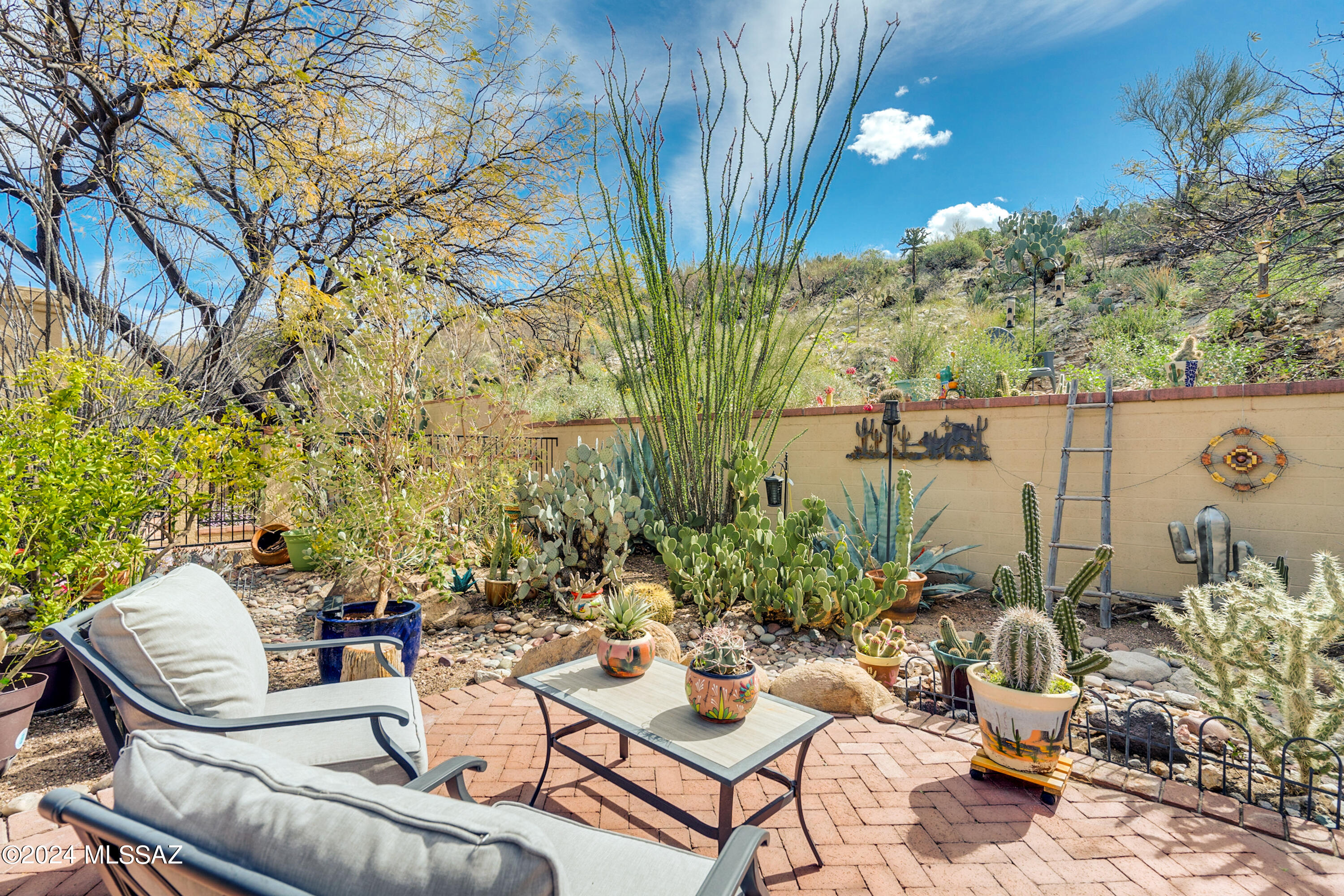 El Conquistador Resort Patio Homes (155-193) - Residential