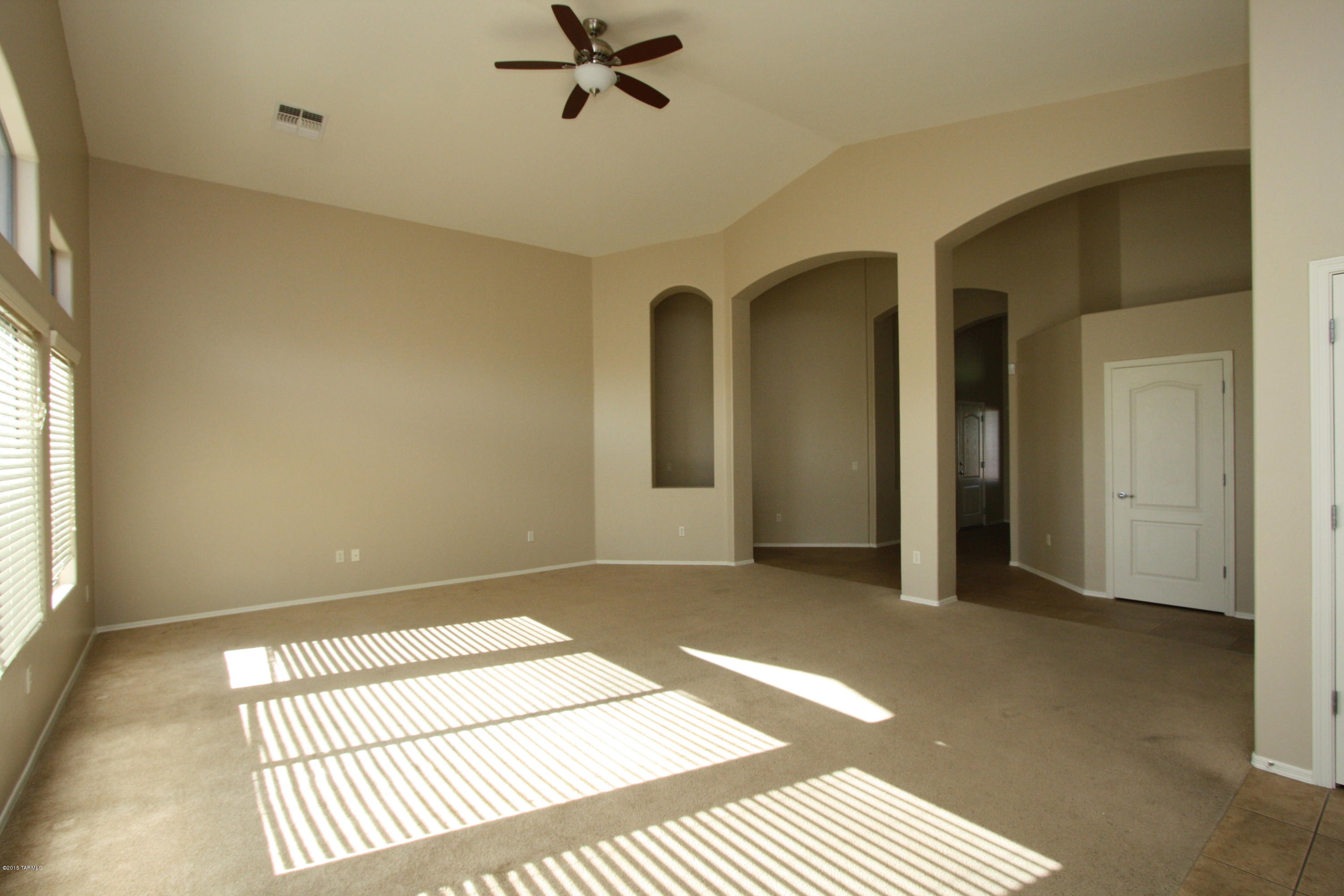Tangerine Terrace (1-105) - Residential Lease