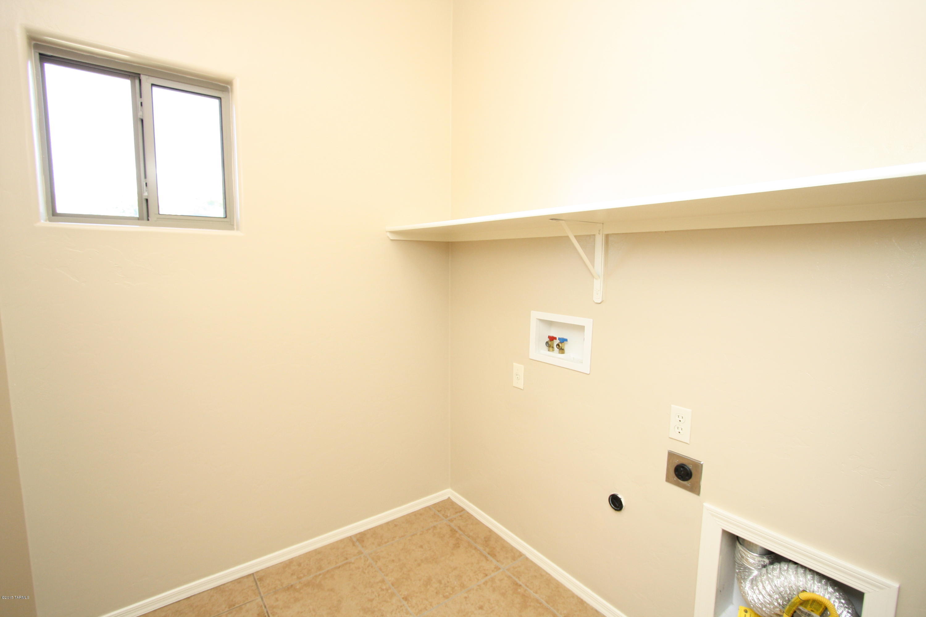 Tangerine Terrace (1-105) - Residential Lease