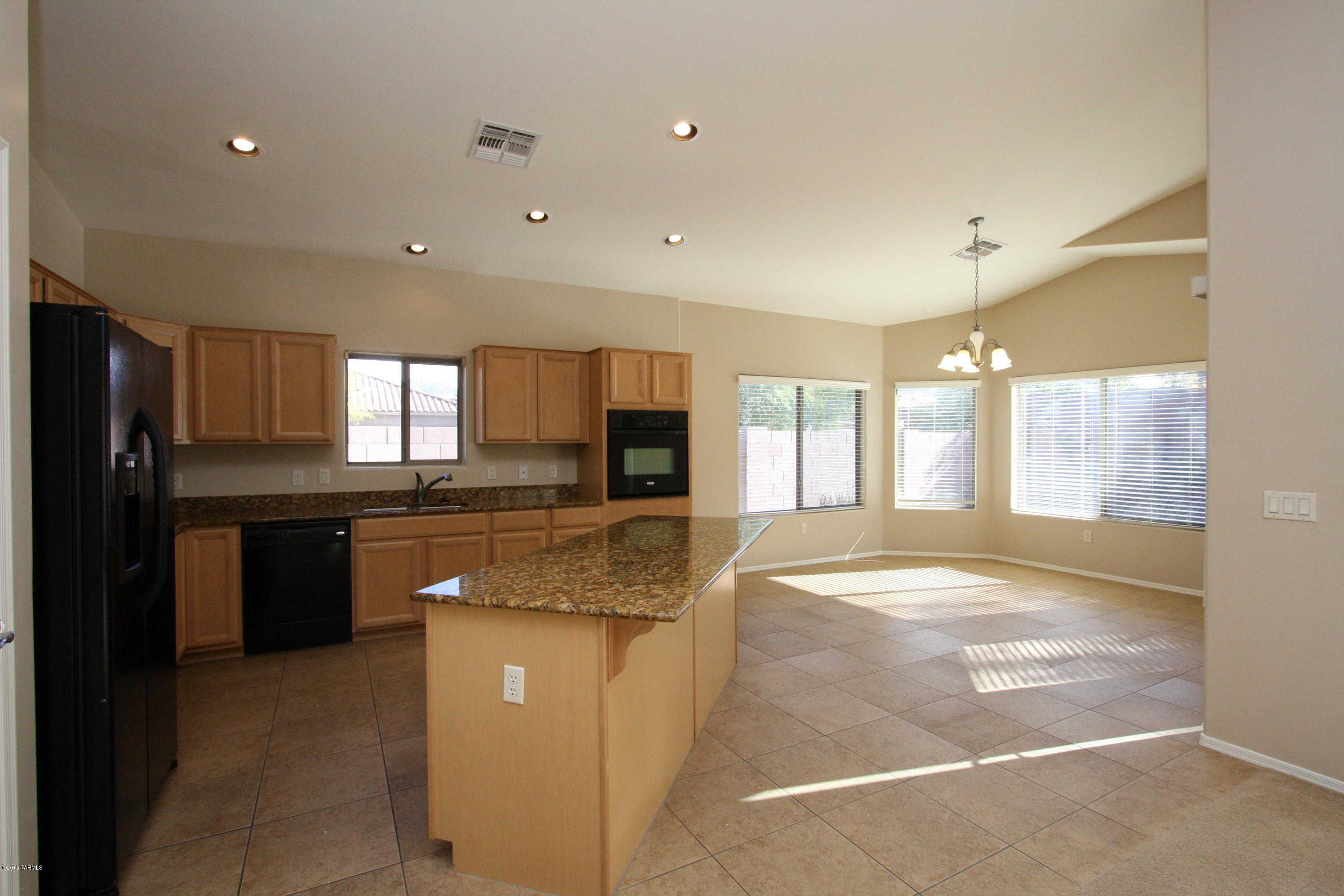 Tangerine Terrace (1-105) - Residential Lease