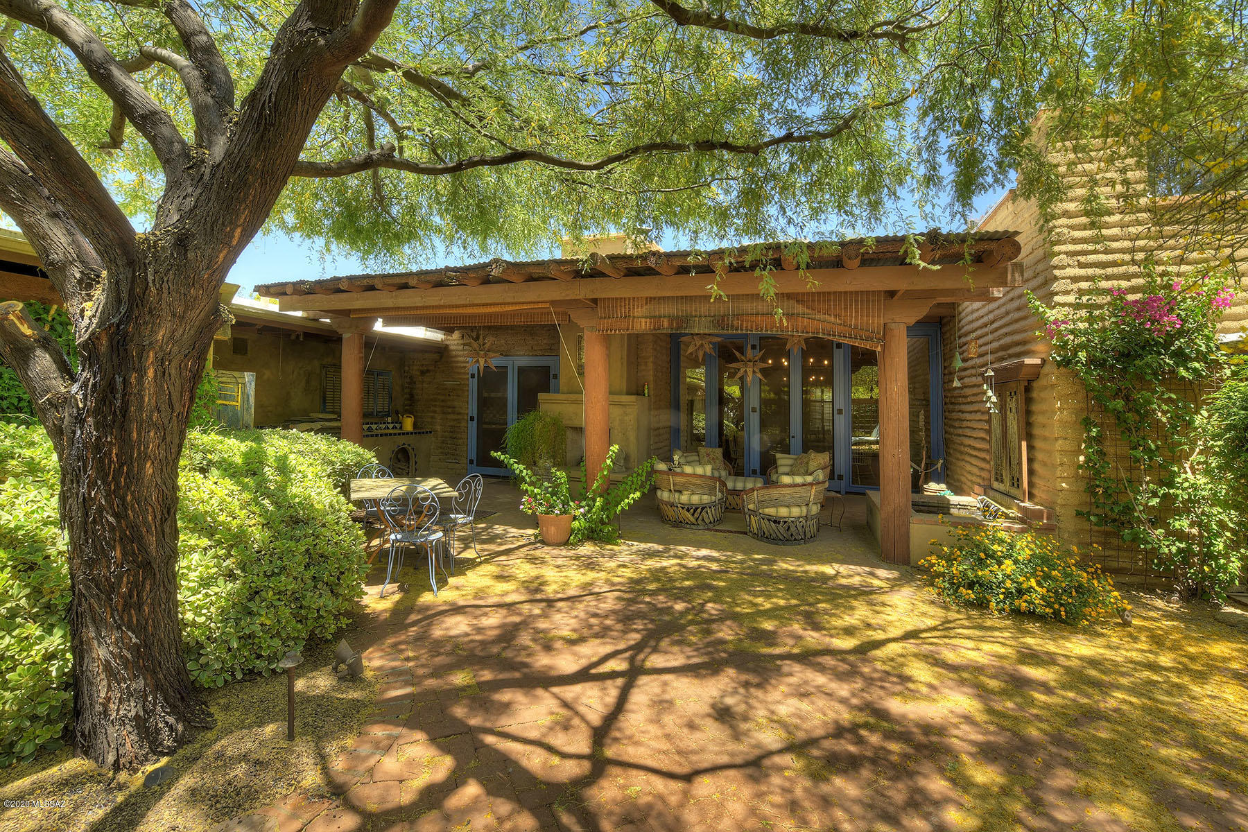 Fort Lowell Place (1-12) - Residential