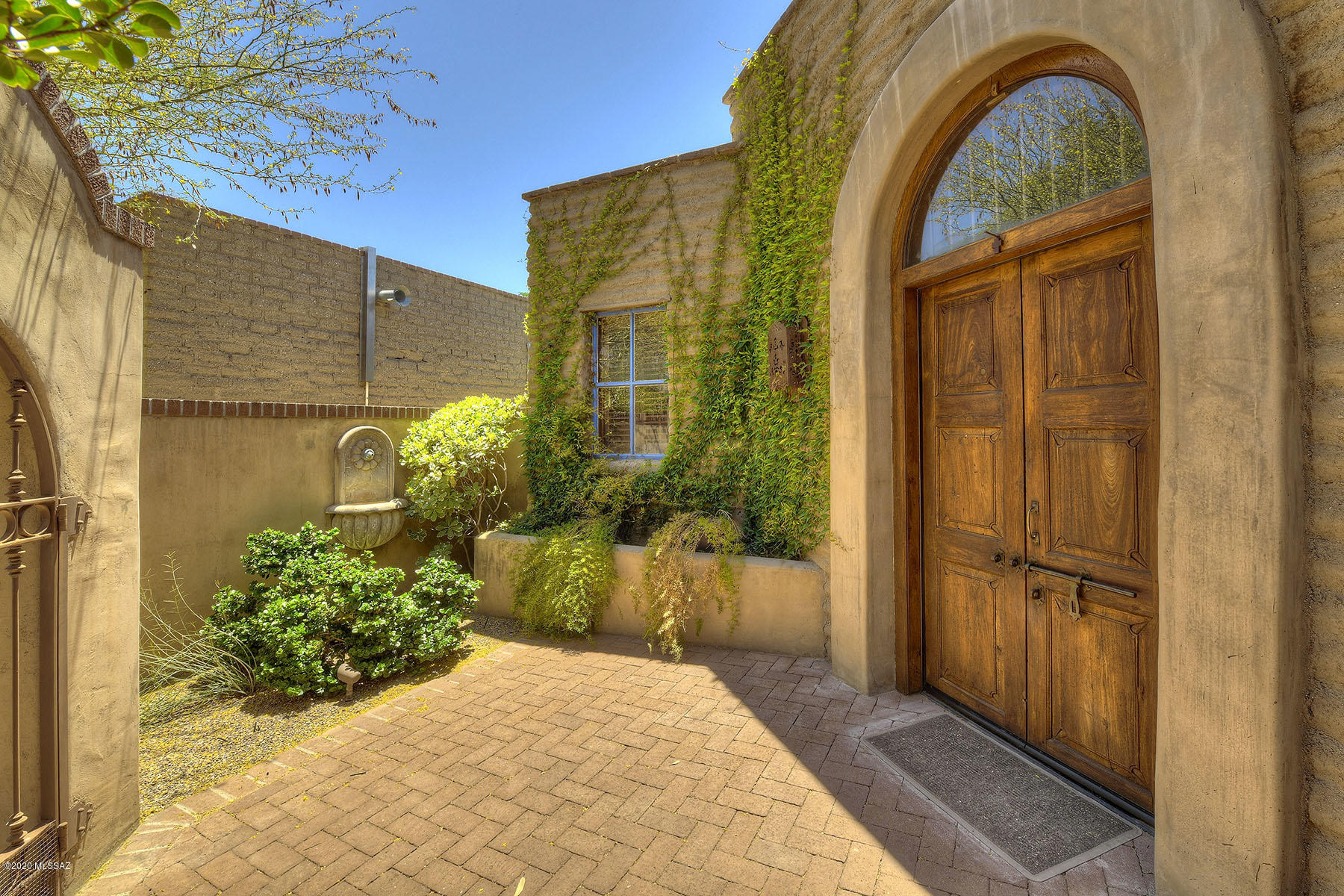 Fort Lowell Place (1-12) - Residential
