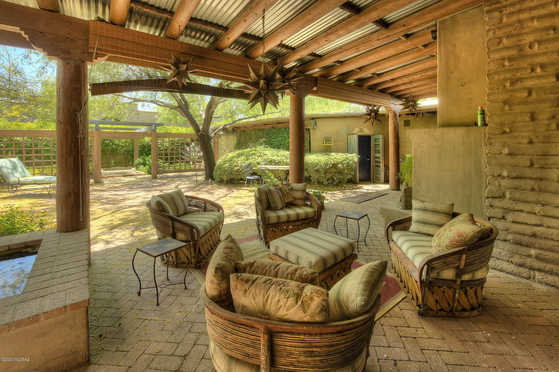 Fort Lowell Place (1-12) - Residential