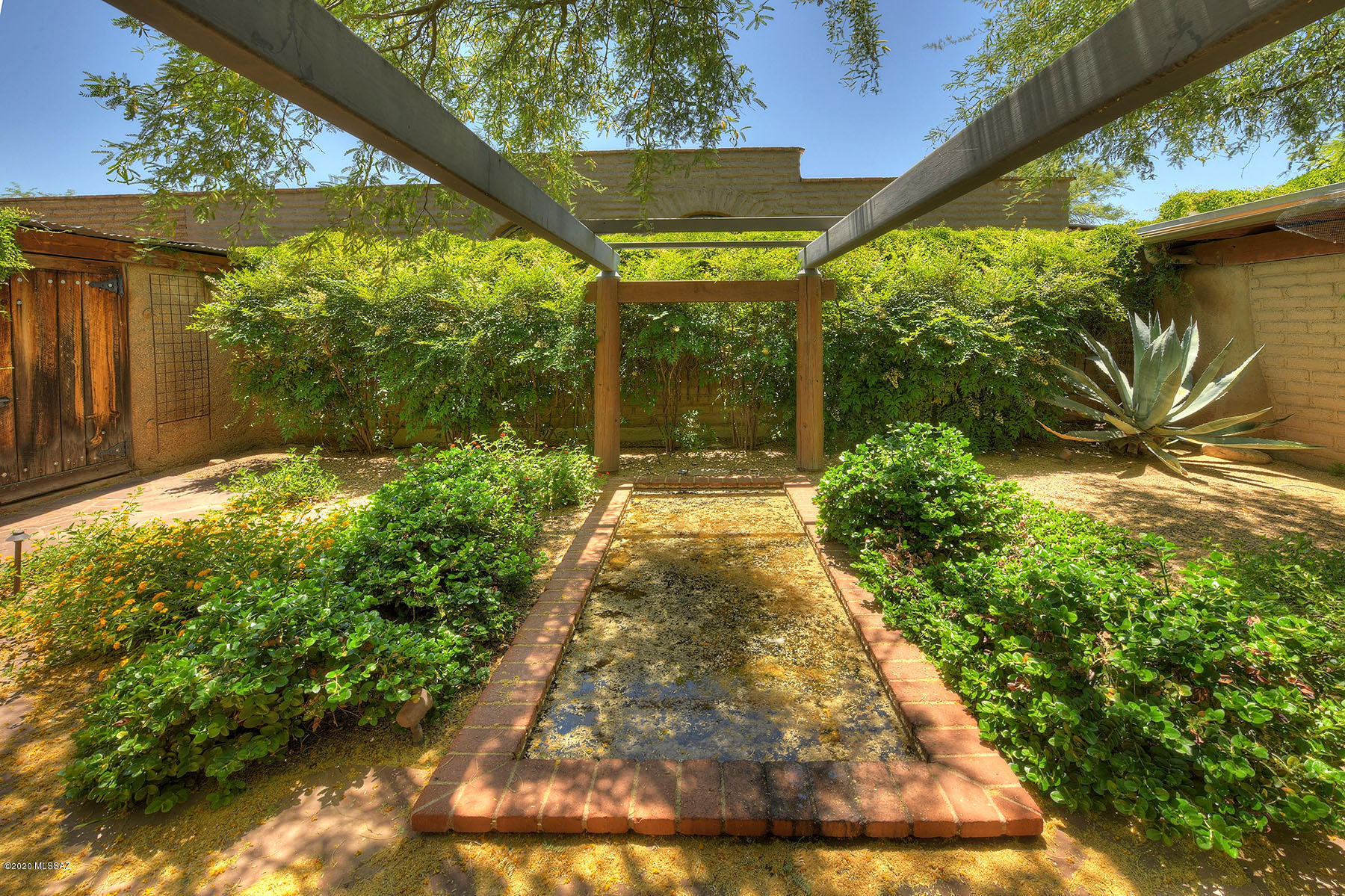 Fort Lowell Place (1-12) - Residential