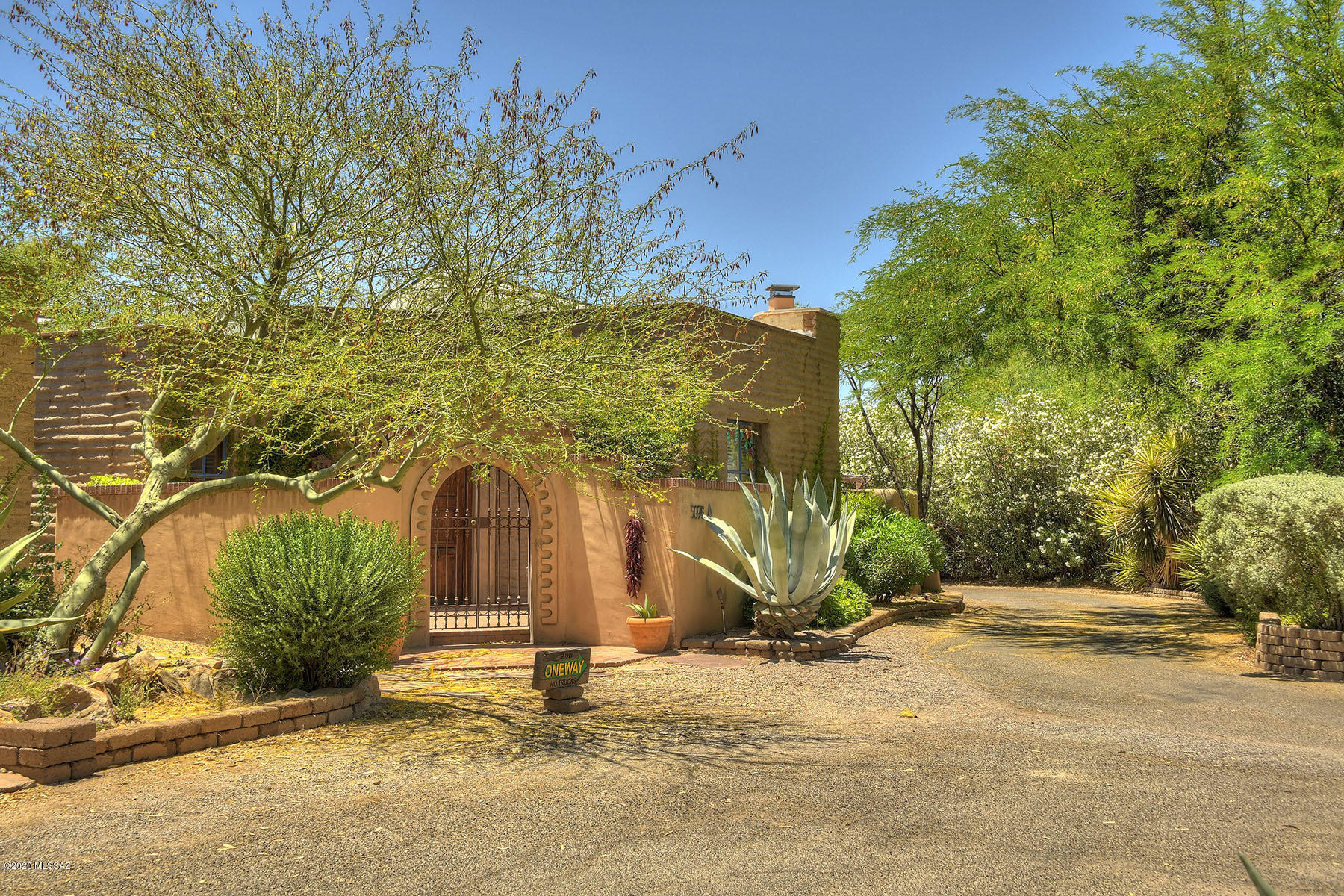 Fort Lowell Place (1-12) - Residential