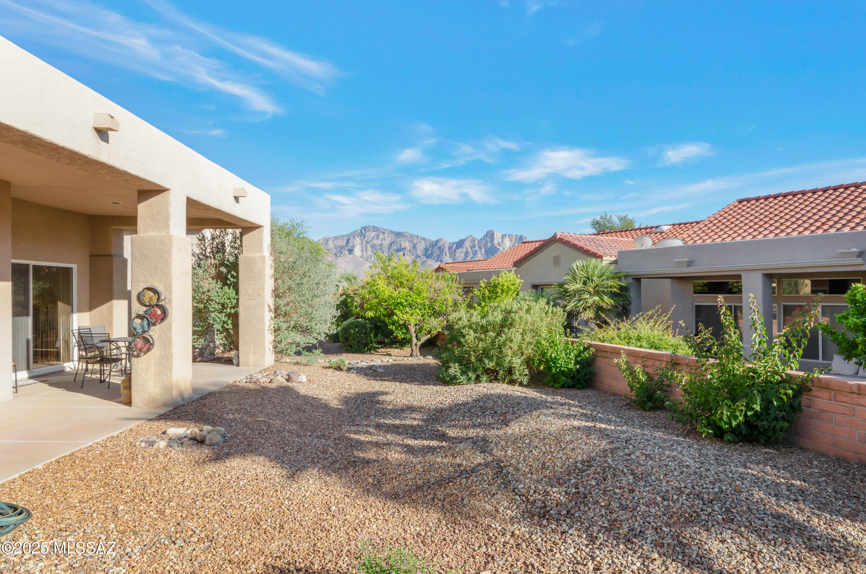 2282 E Montrose Canyon Drive