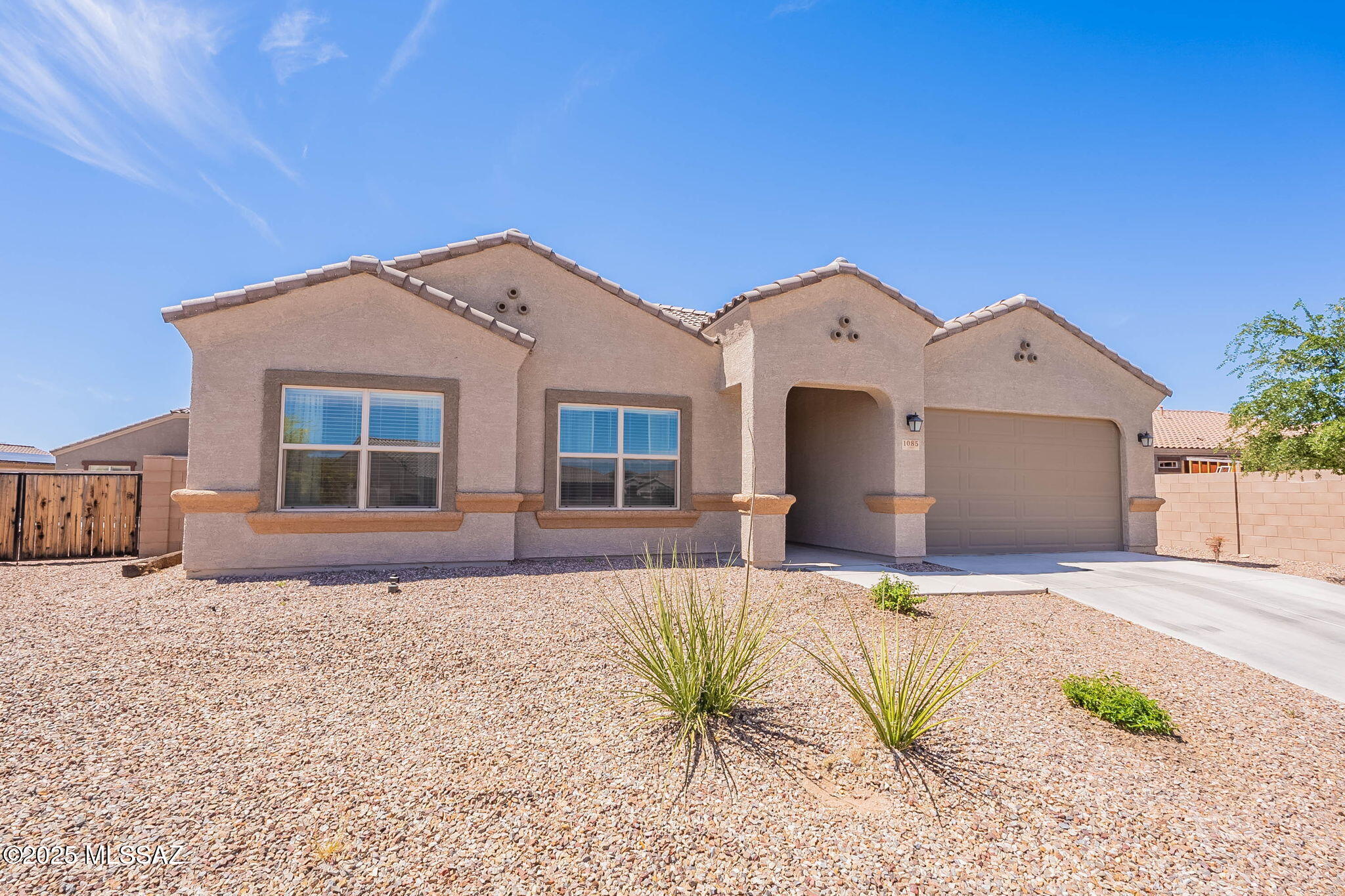 1085 W Whispering Meadows Court