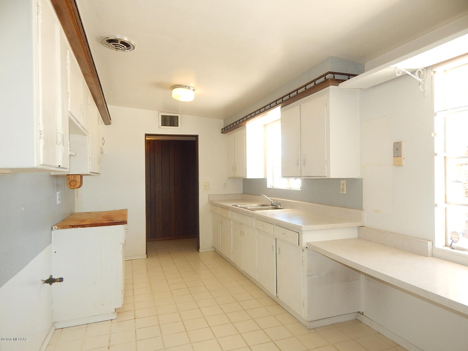 Douglas Terrace (1-69) - Residential