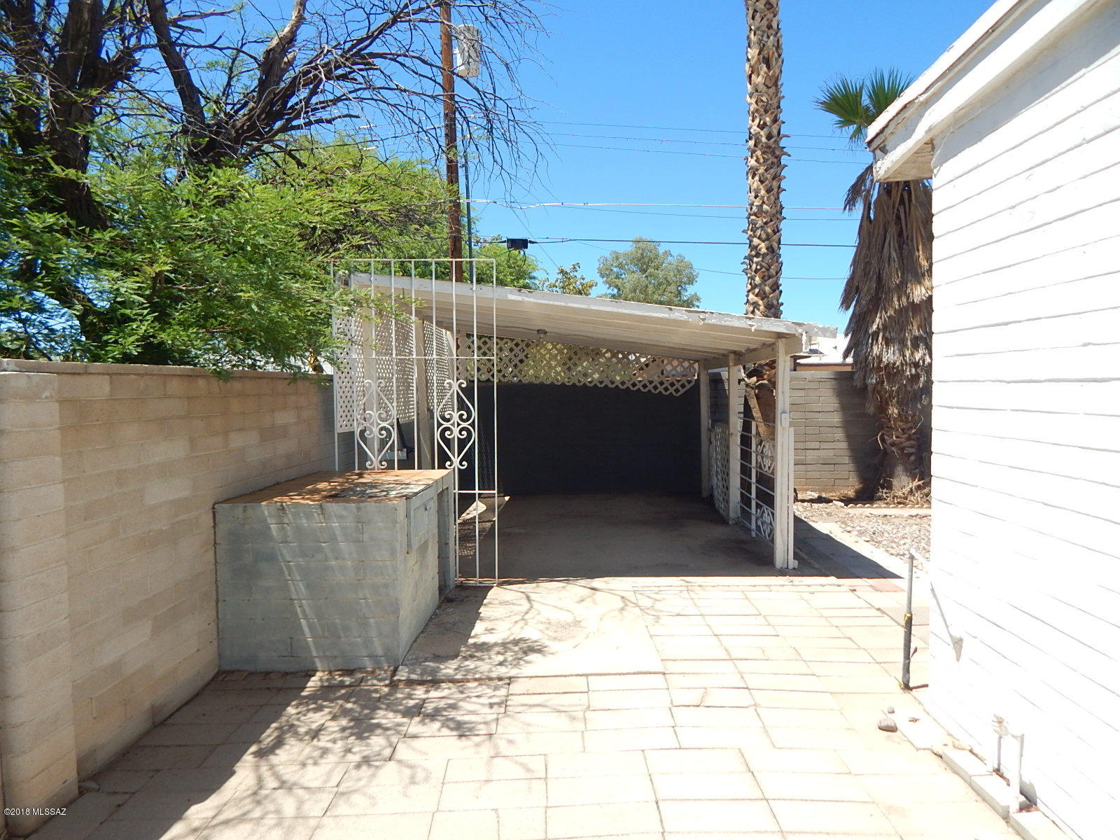 Douglas Terrace (1-69) - Residential