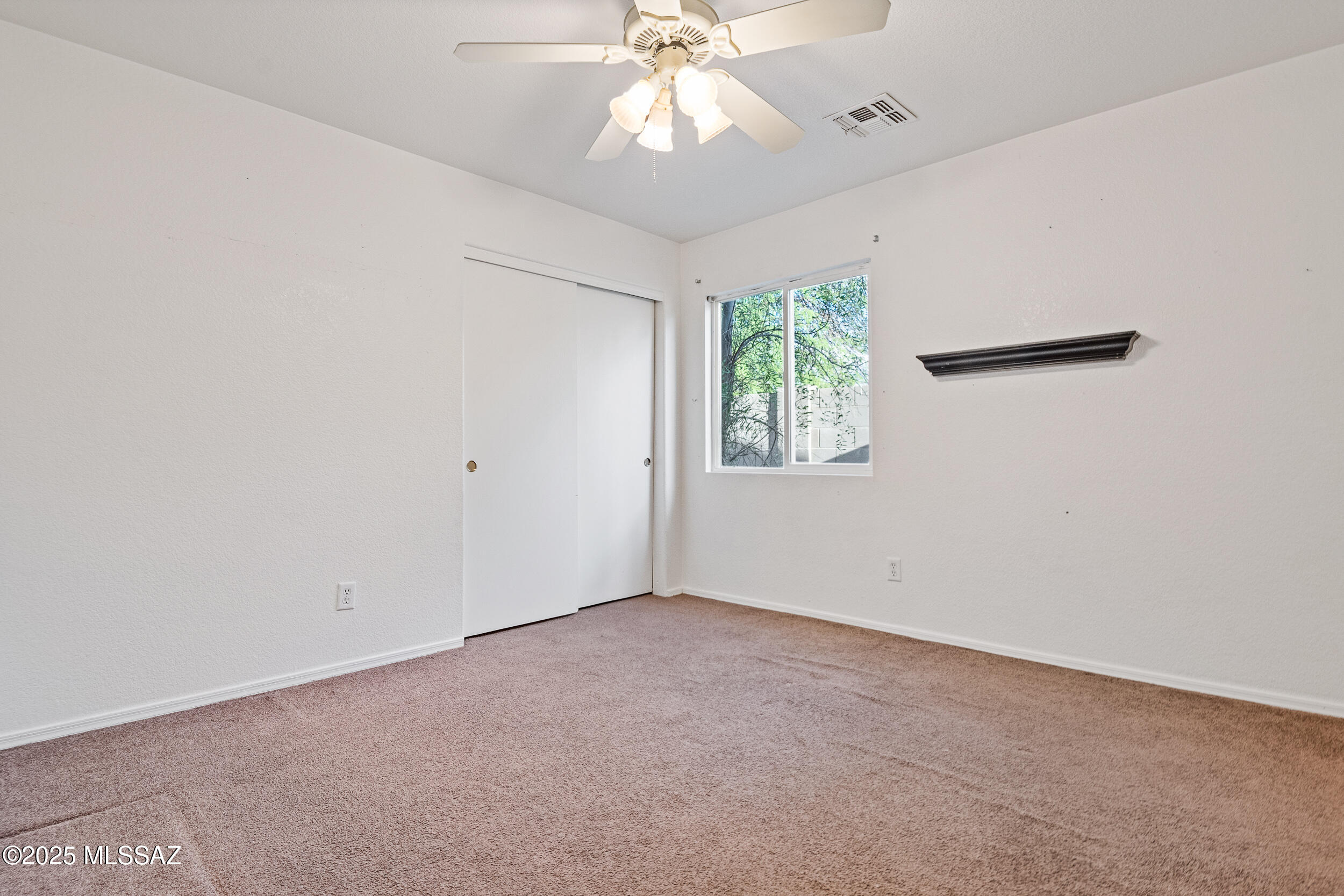 Silver Moon (1-101) - Residential