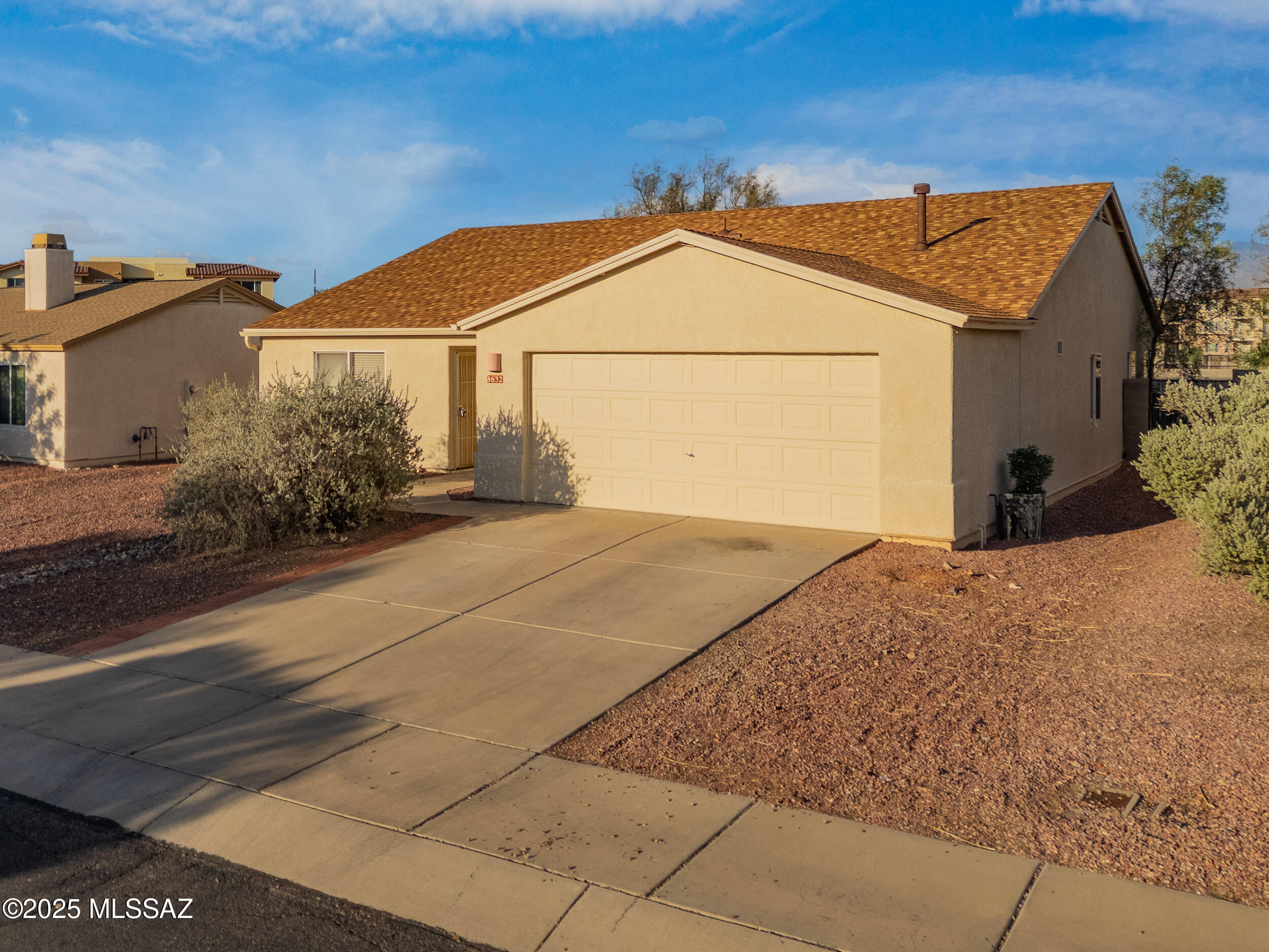Silver Moon (1-101) - Residential