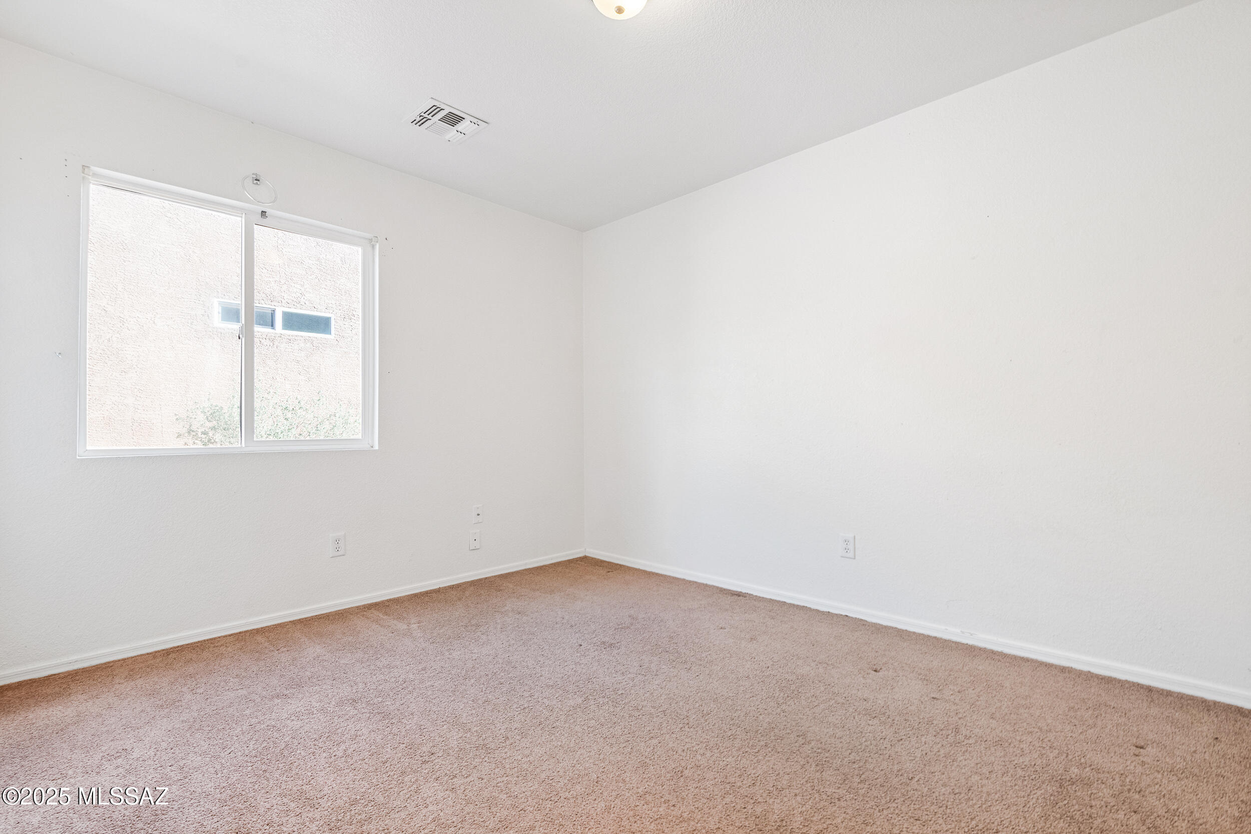 Silver Moon (1-101) - Residential