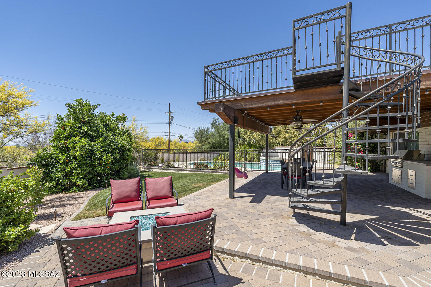 Westward Look Terrace - Residential