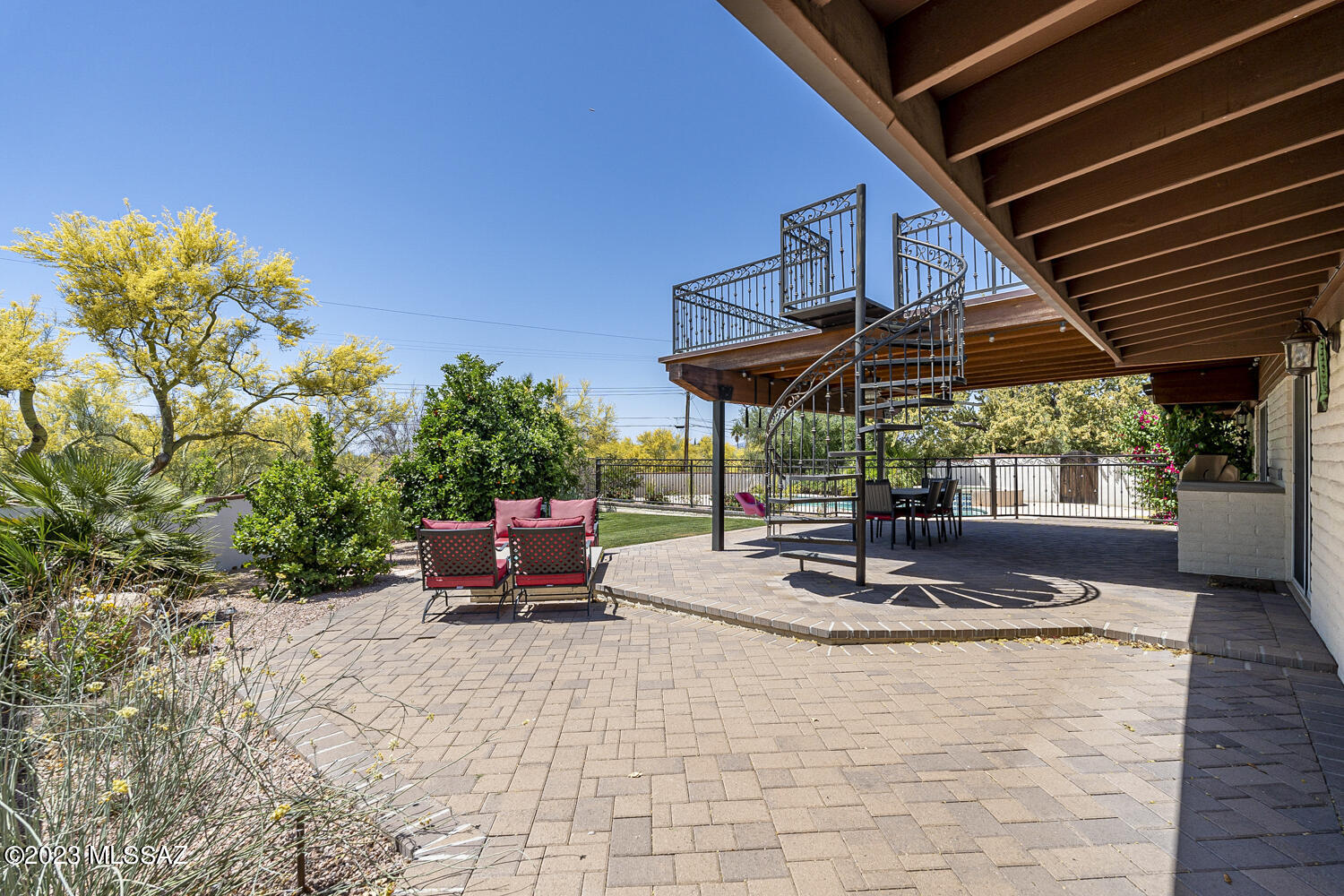 Westward Look Terrace - Residential