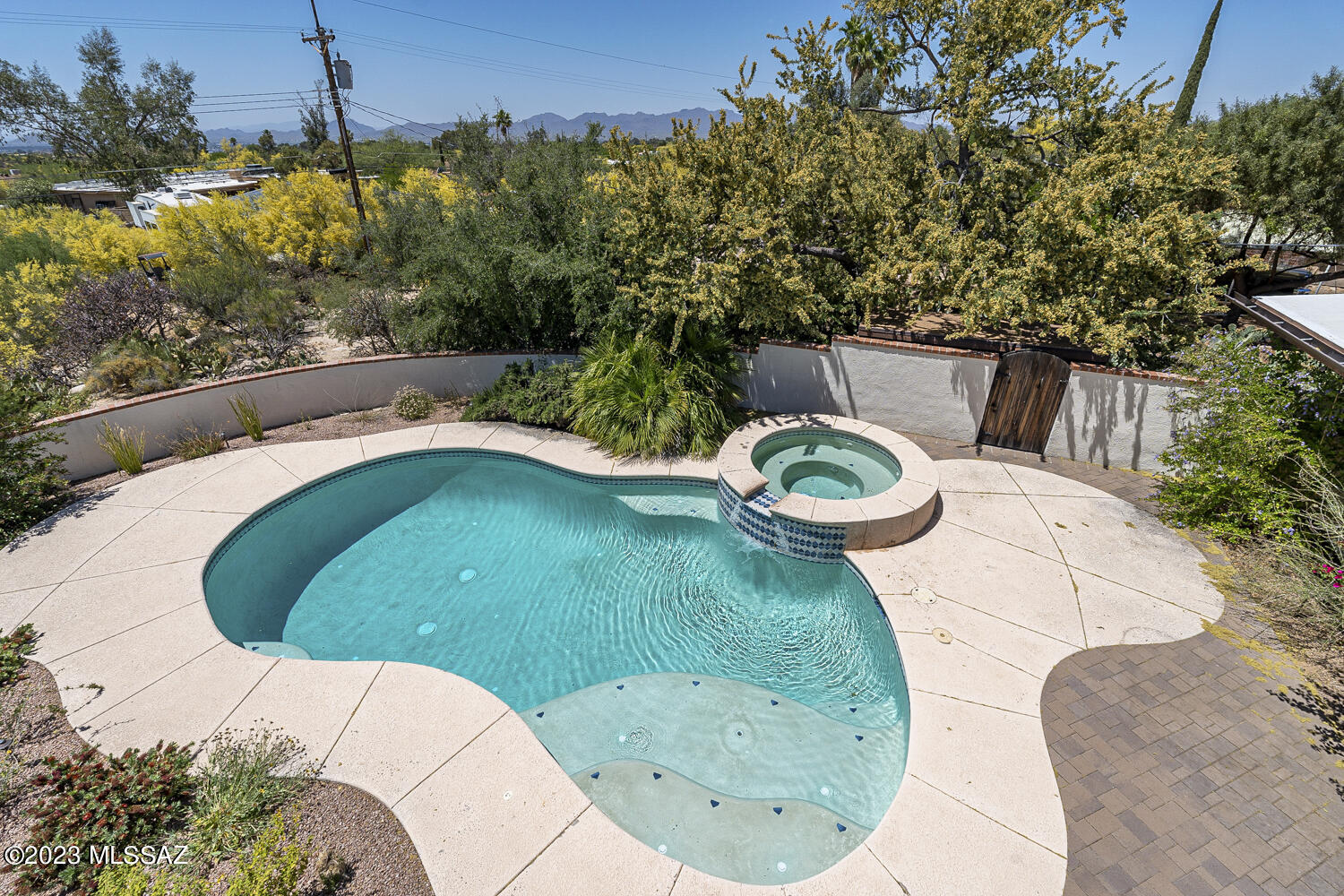 Westward Look Terrace - Residential