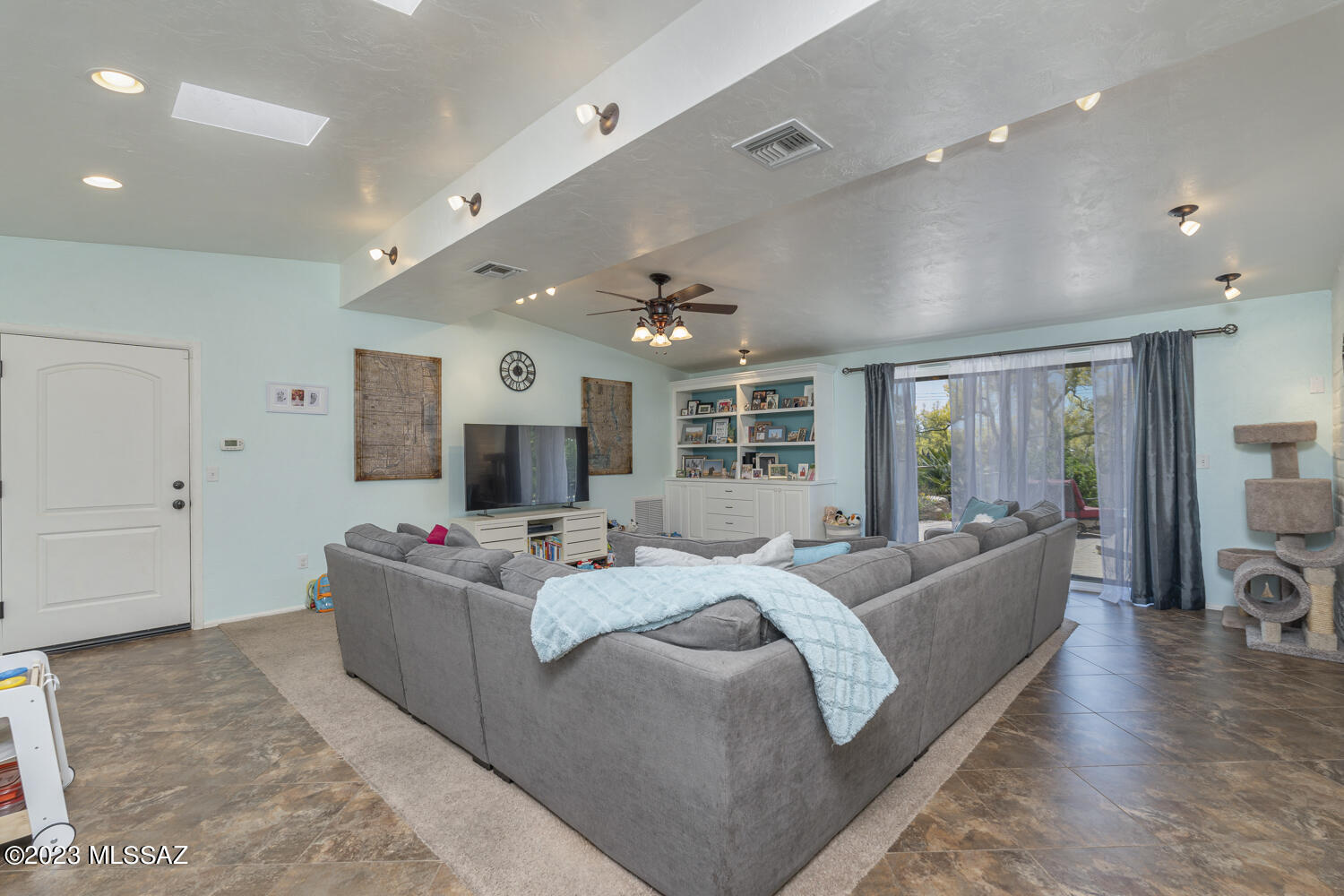 Westward Look Terrace - Residential