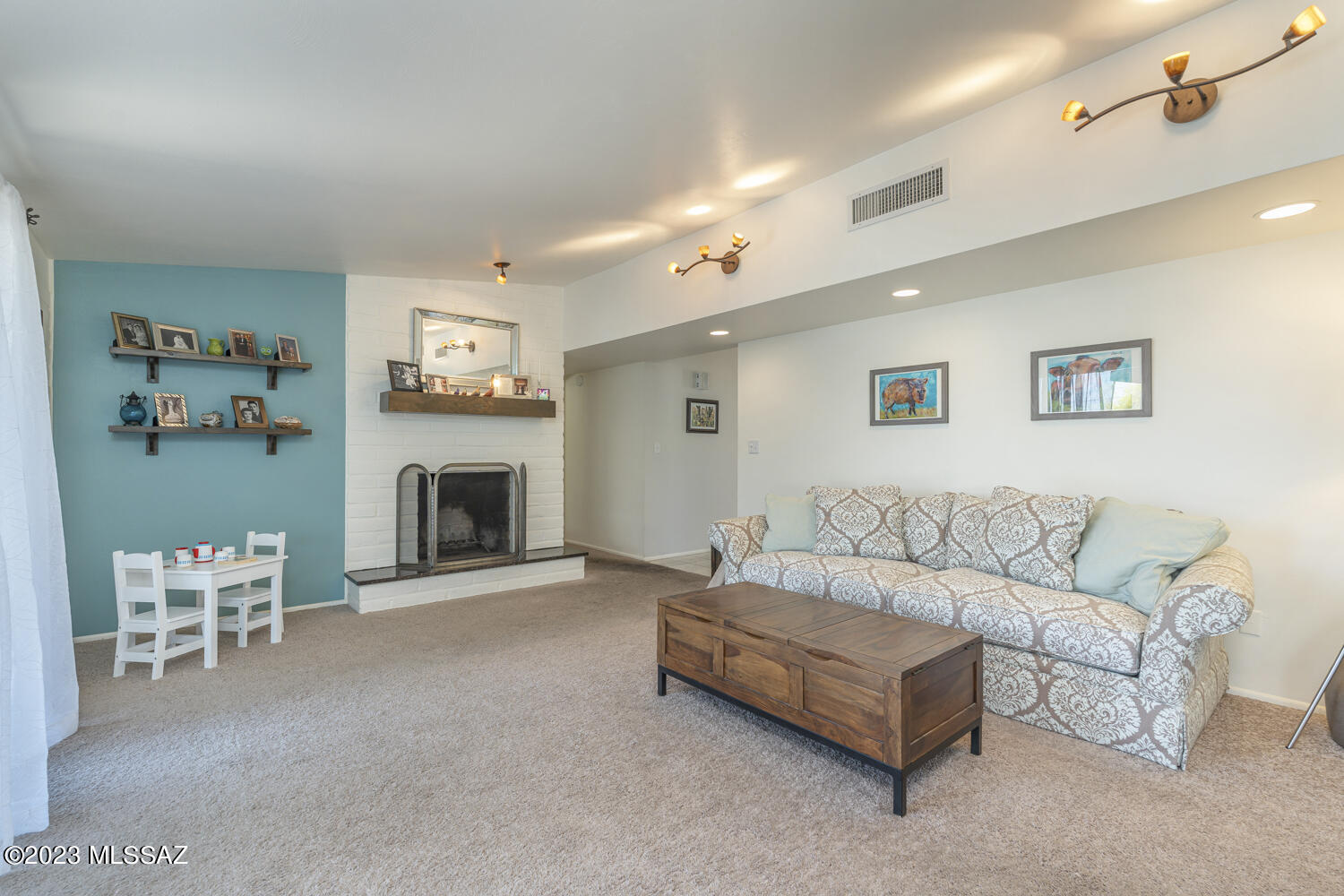 Westward Look Terrace - Residential