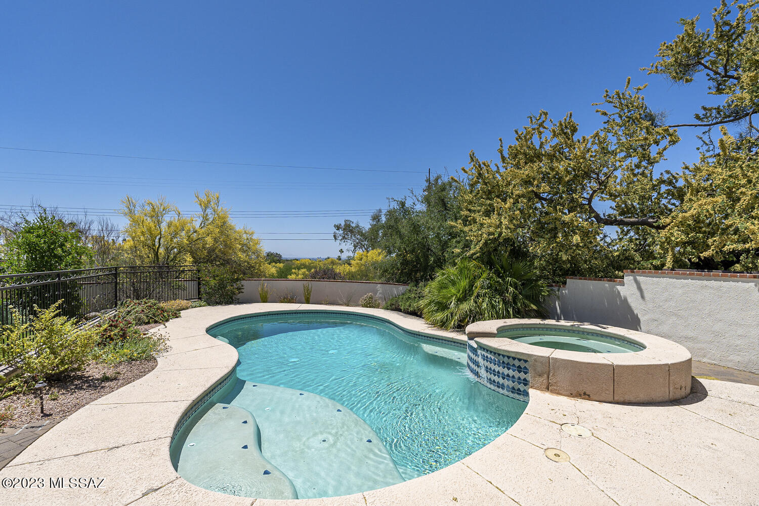 Westward Look Terrace - Residential