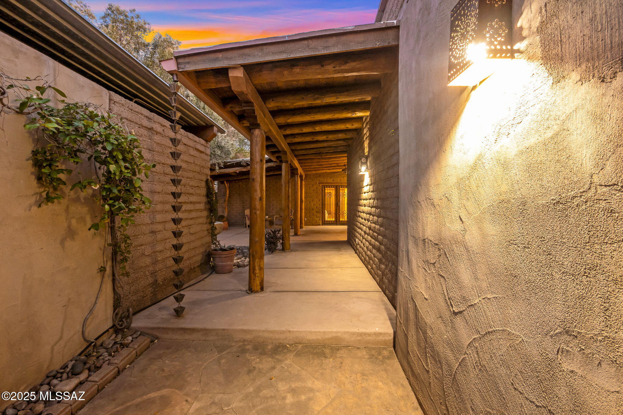 3008 E Placita Santa Lucia