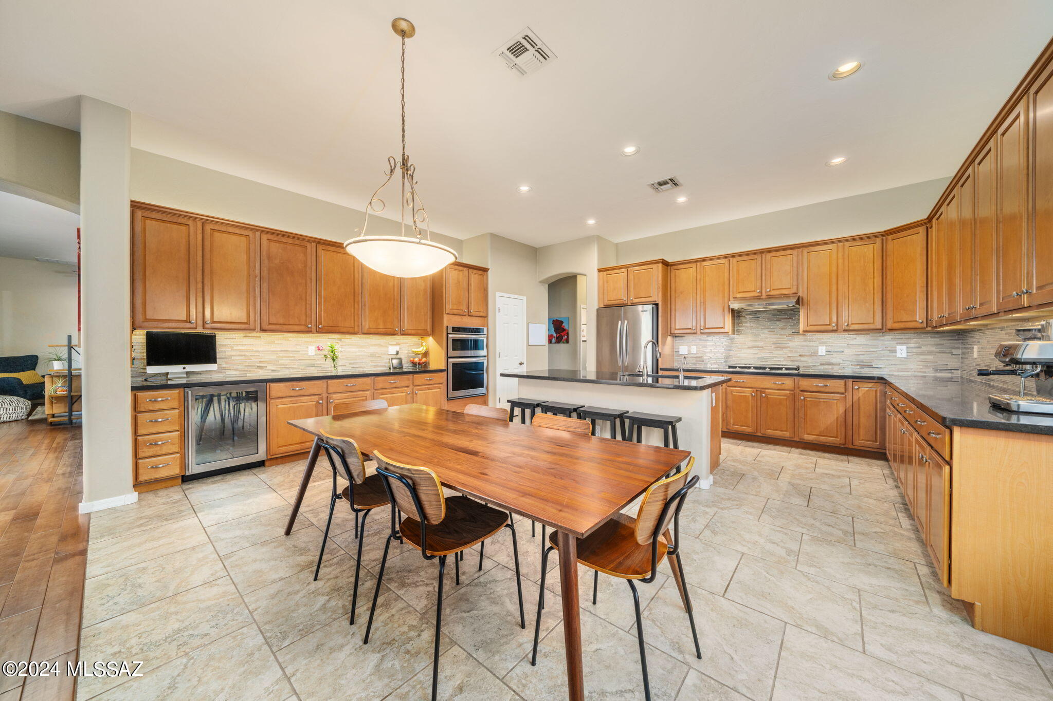 Mira Vista (1-60) - Residential