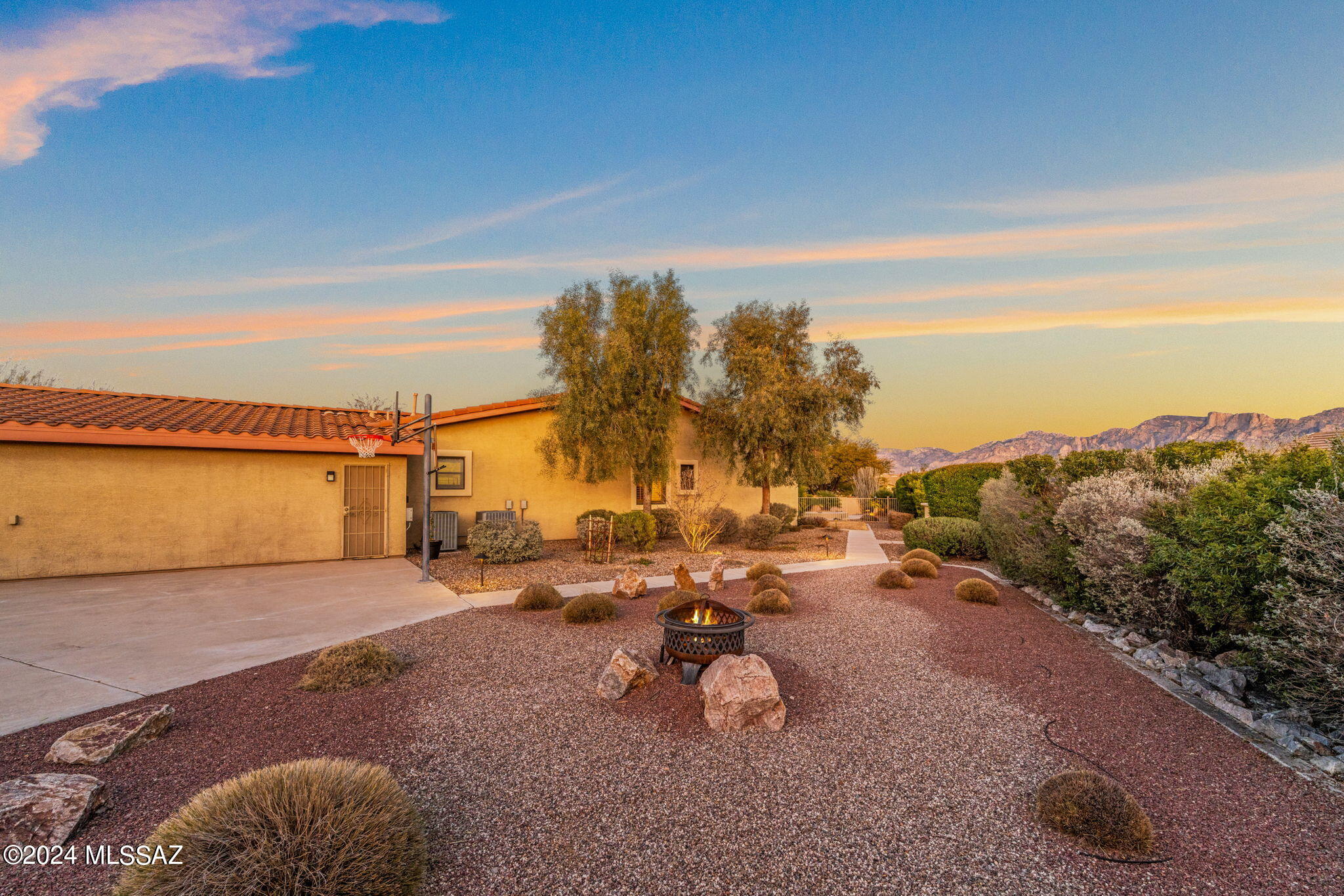 Mira Vista (1-60) - Residential