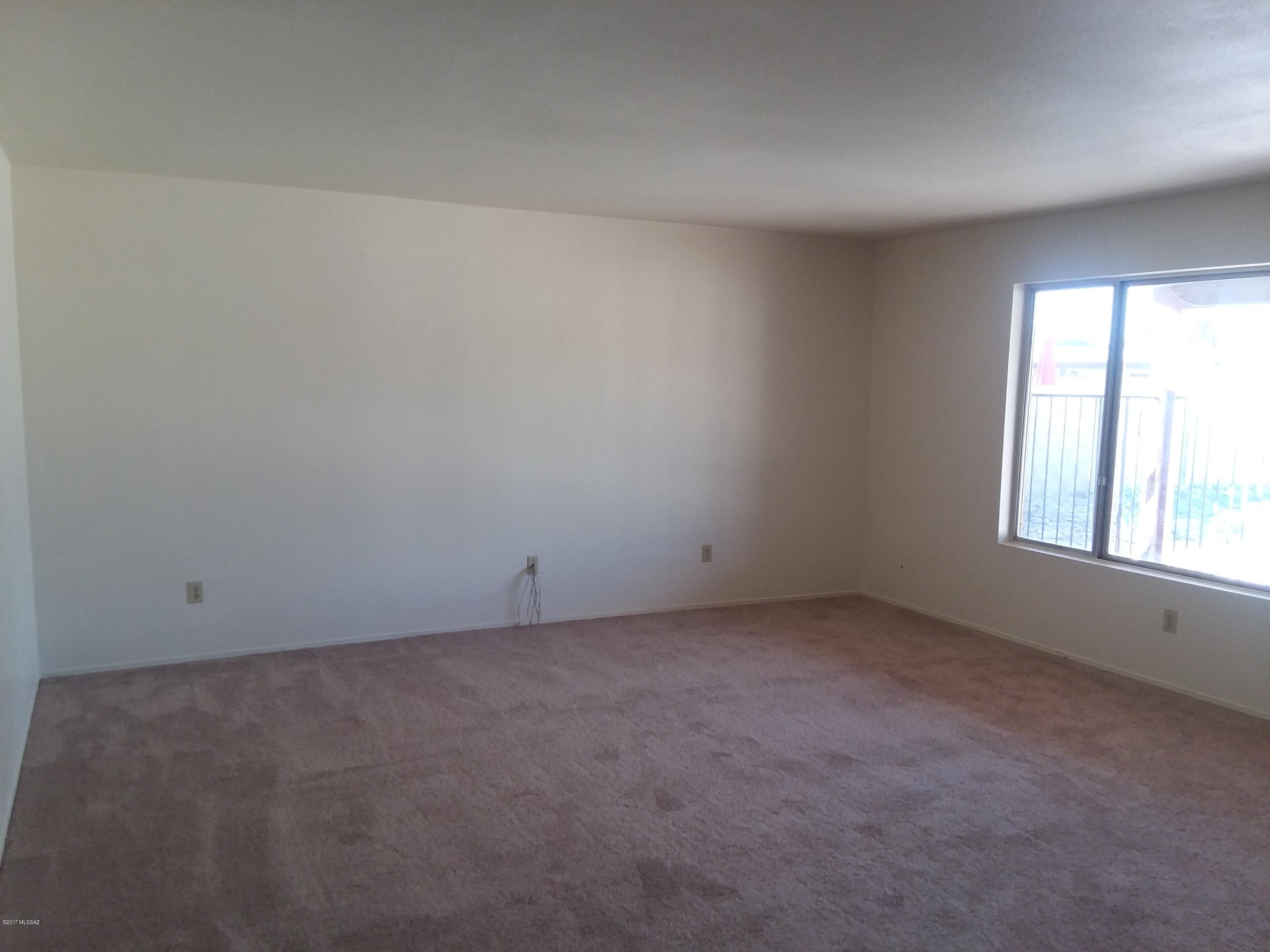 Sutton Place (1-120) - Residential