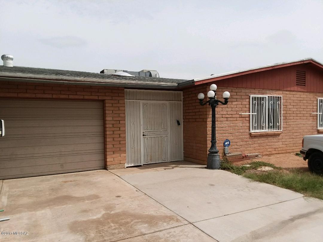 Sutton Place (1-120) - Residential