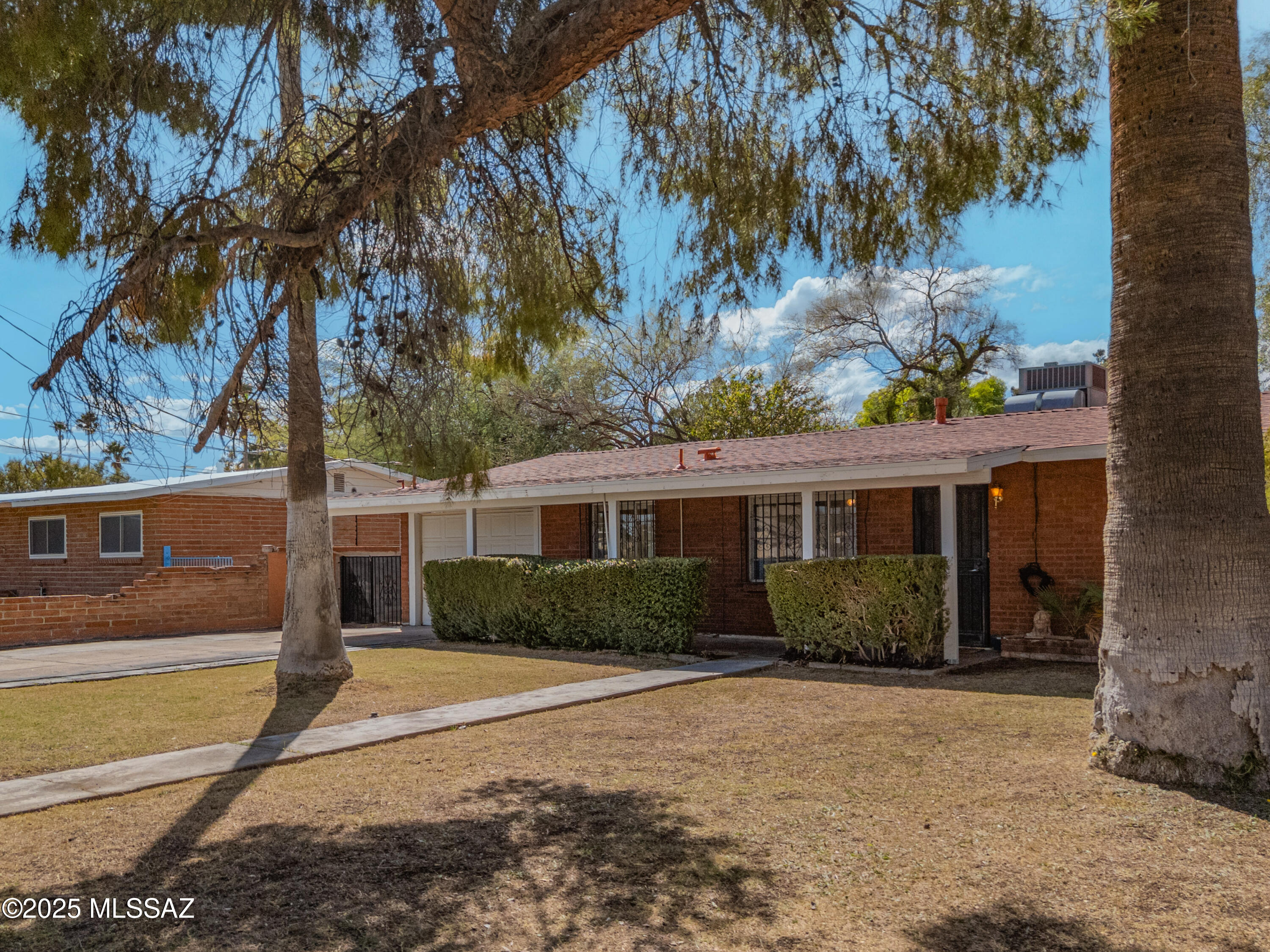 3309 N Country Club Road