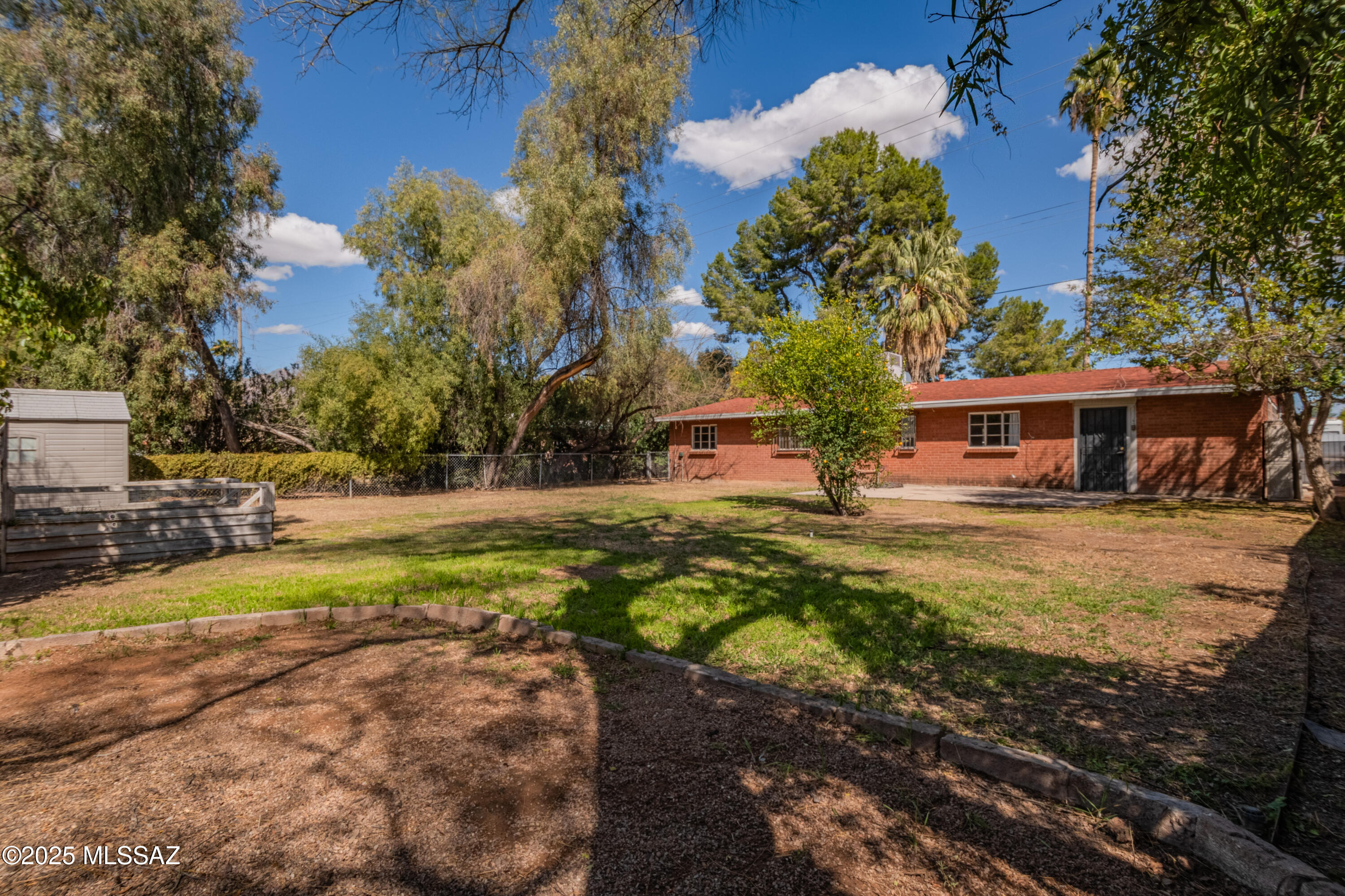 3309 N Country Club Road