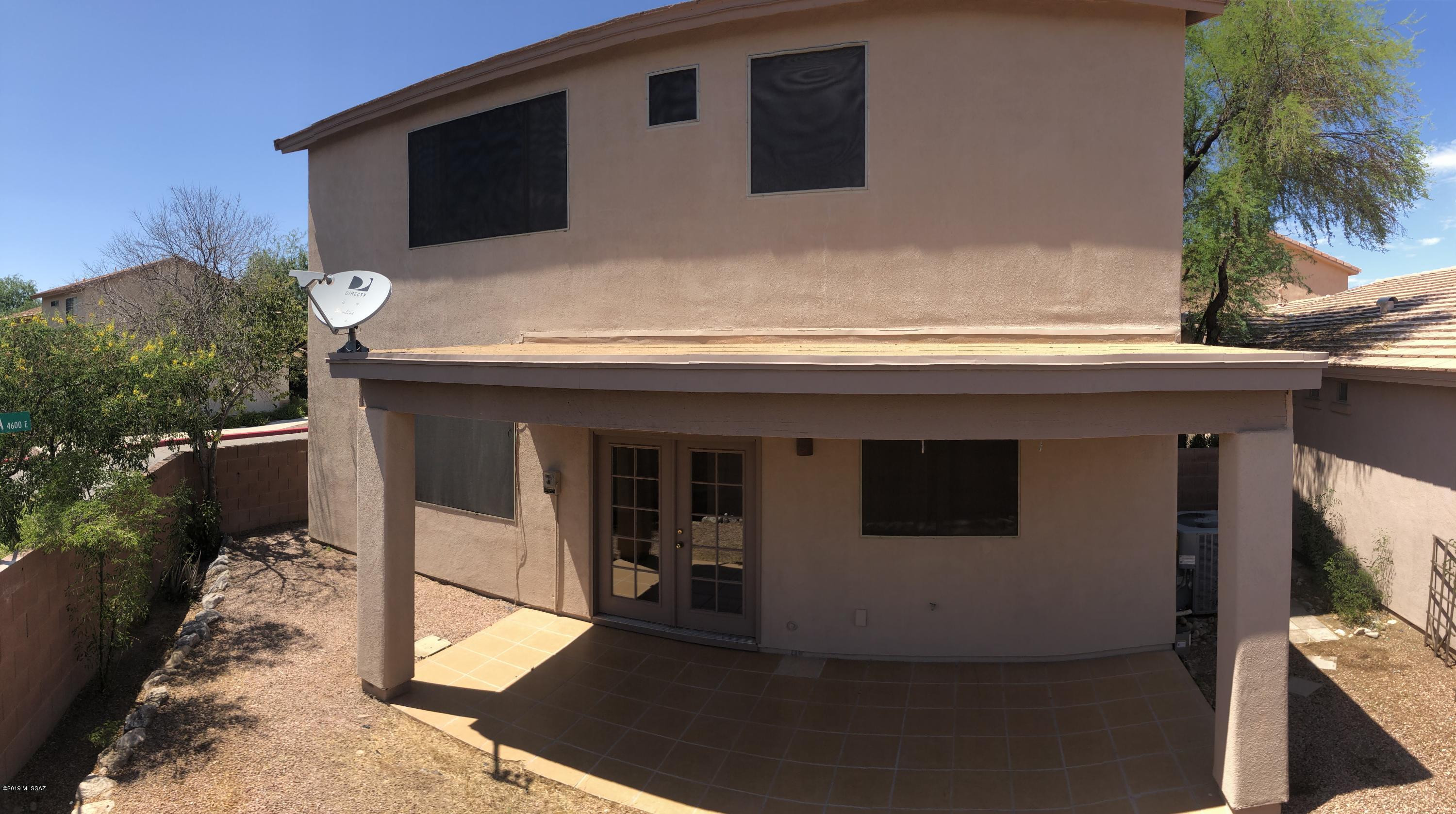 Hacienda Del Rio (1-118) - Residential