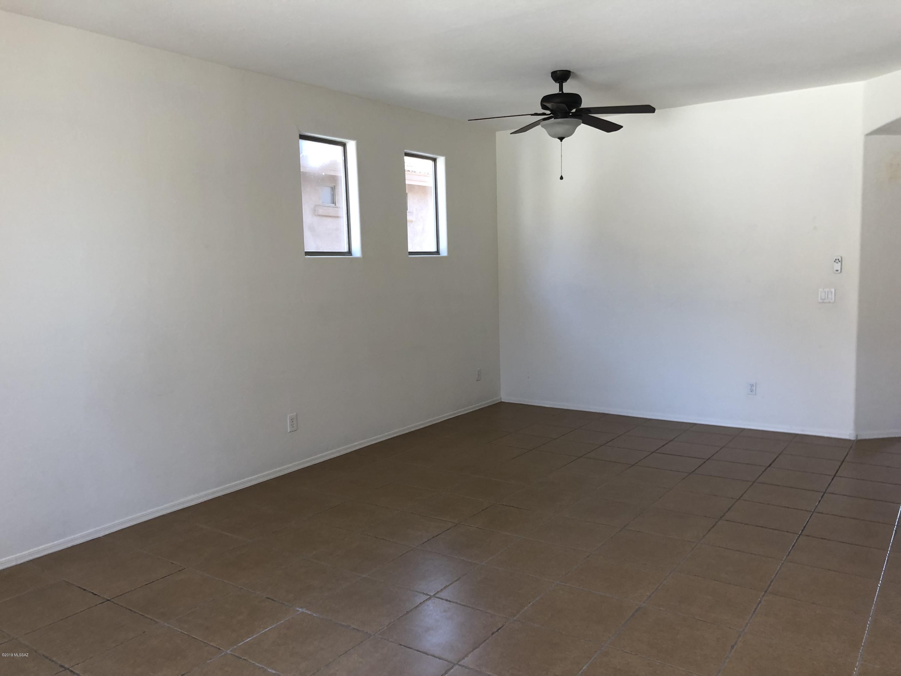 Hacienda Del Rio (1-118) - Residential