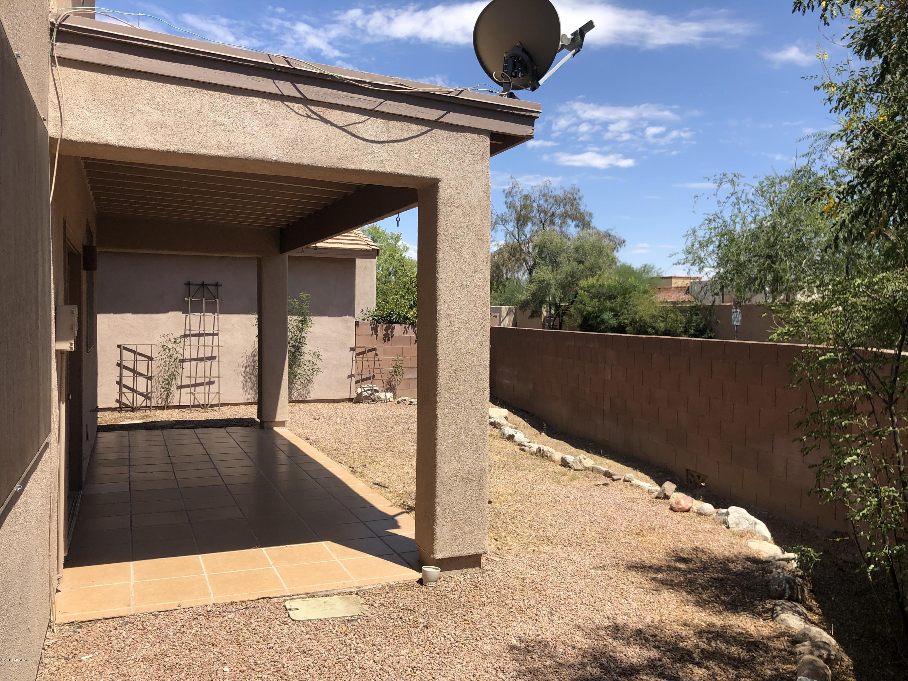 Hacienda Del Rio (1-118) - Residential