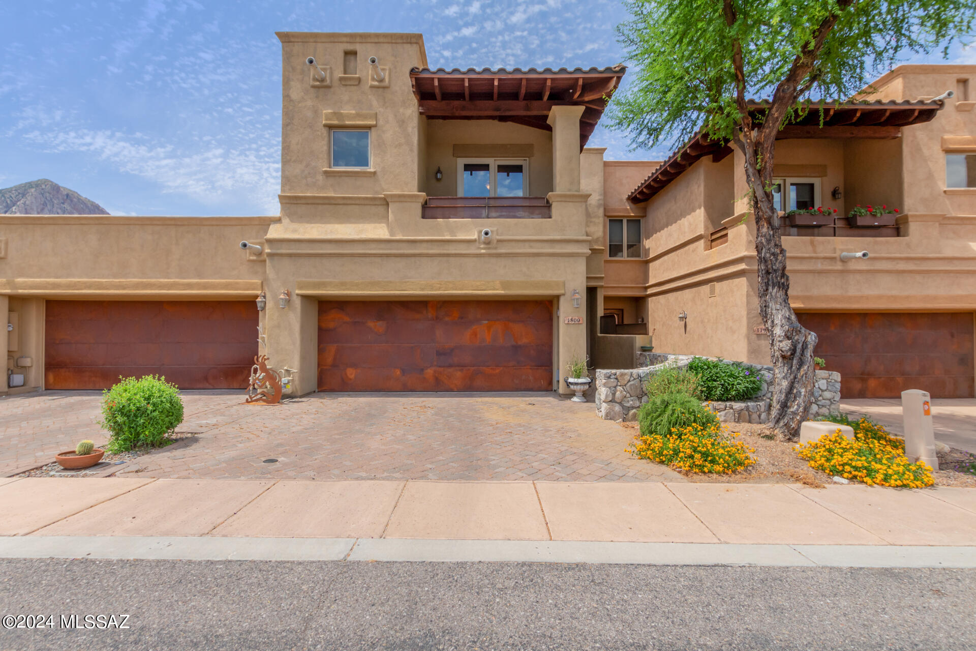 View Tucson, AZ 85737 townhome