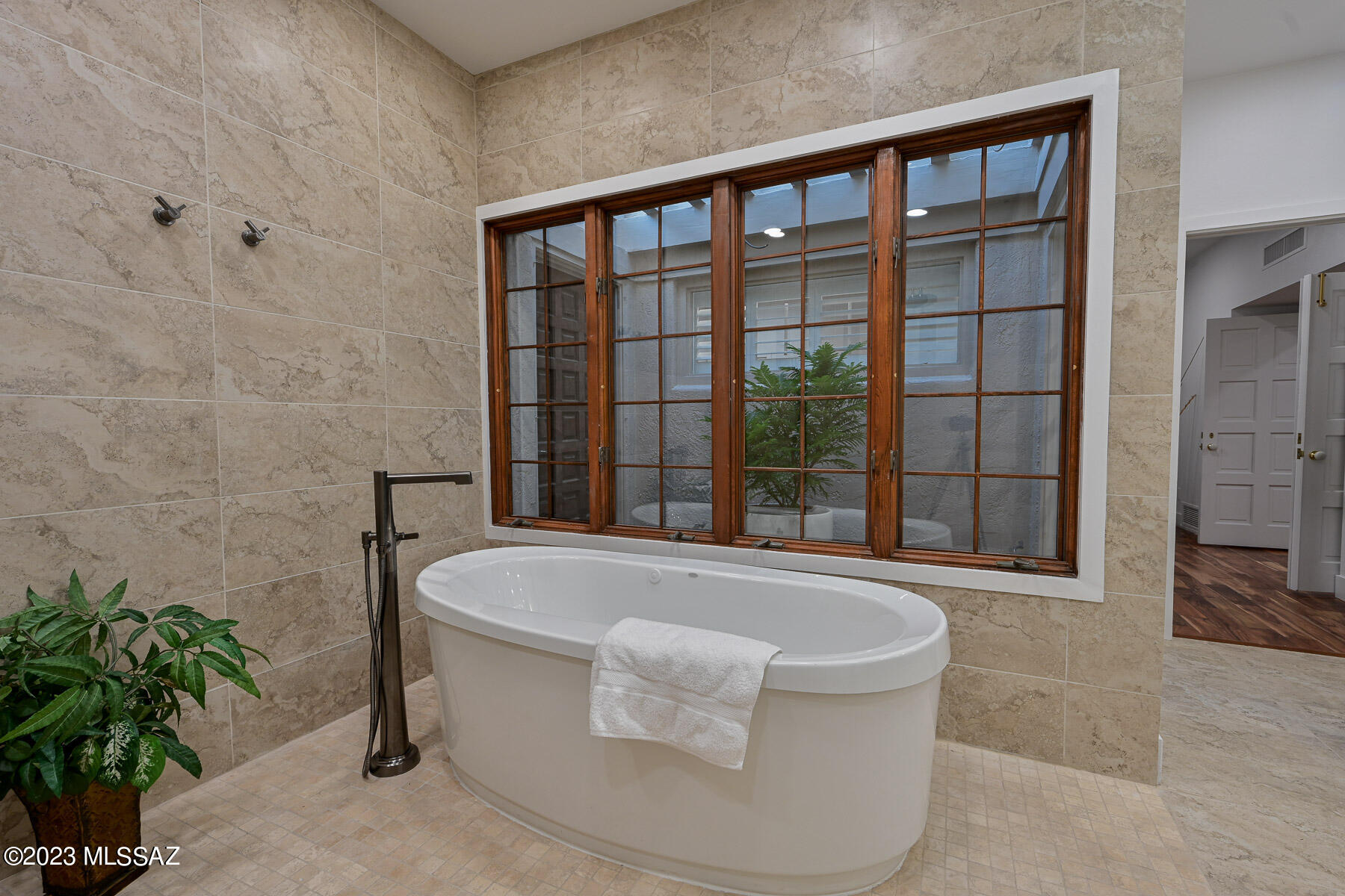 Country Club Estates NO. 1 - Residential