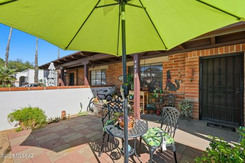 Photo of 467 Paseo Madera #B, Green Valley, AZ 85614 (MLS # 22529058)