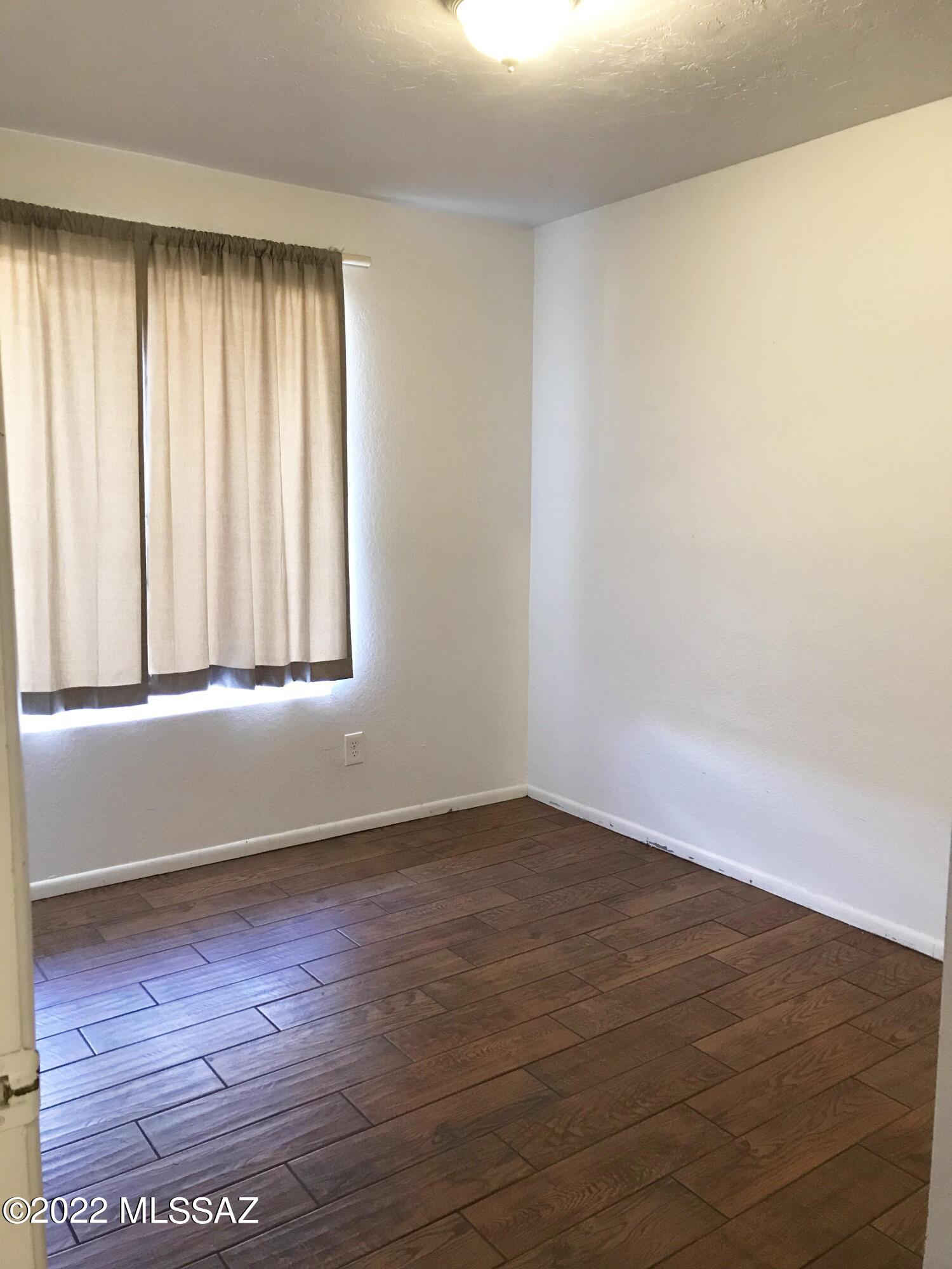 Tucson Park West NO. 3 (1-144) - Residential Lease