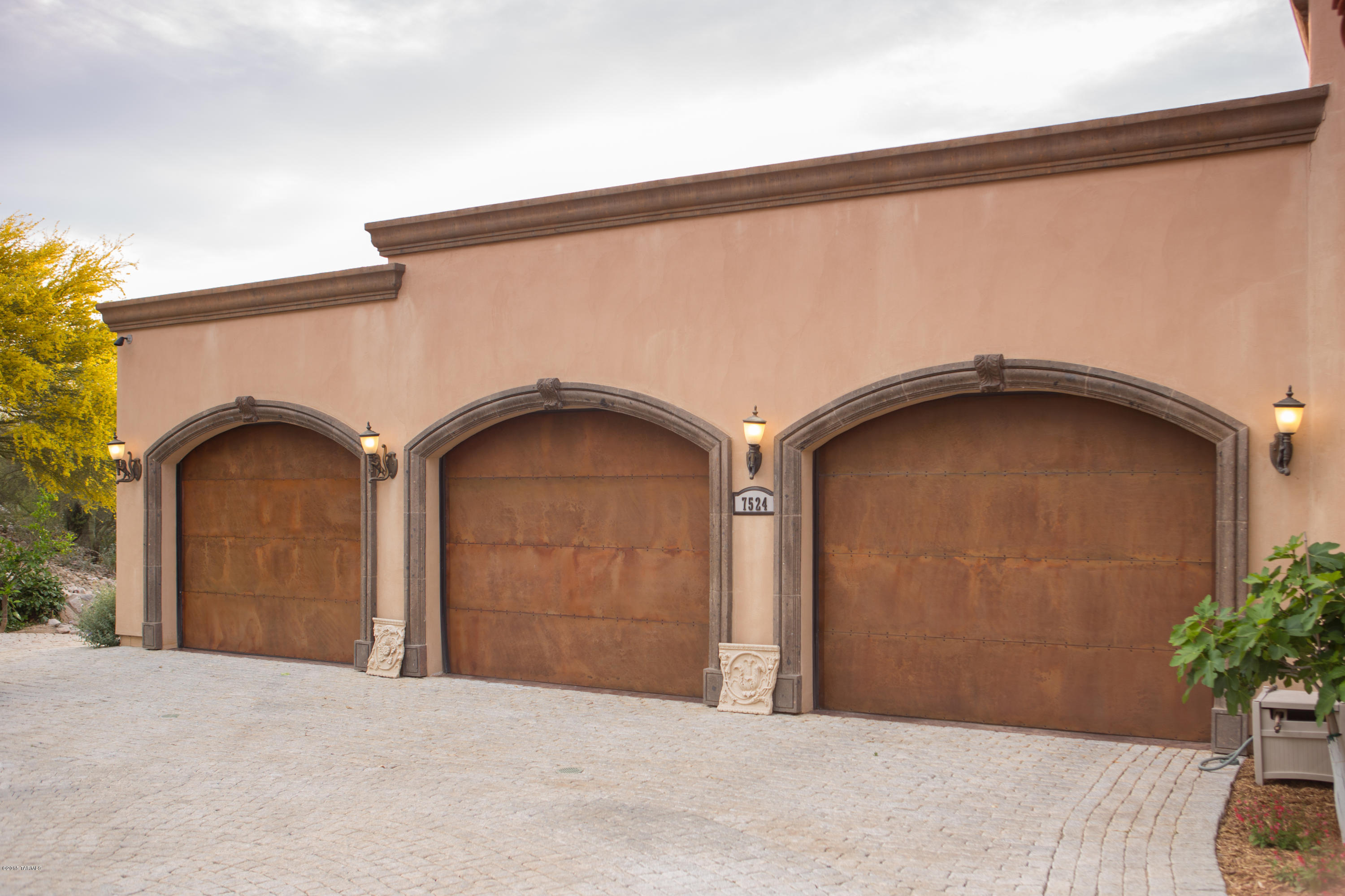 Sin Vacas (1-127 & 129-235) - Residential