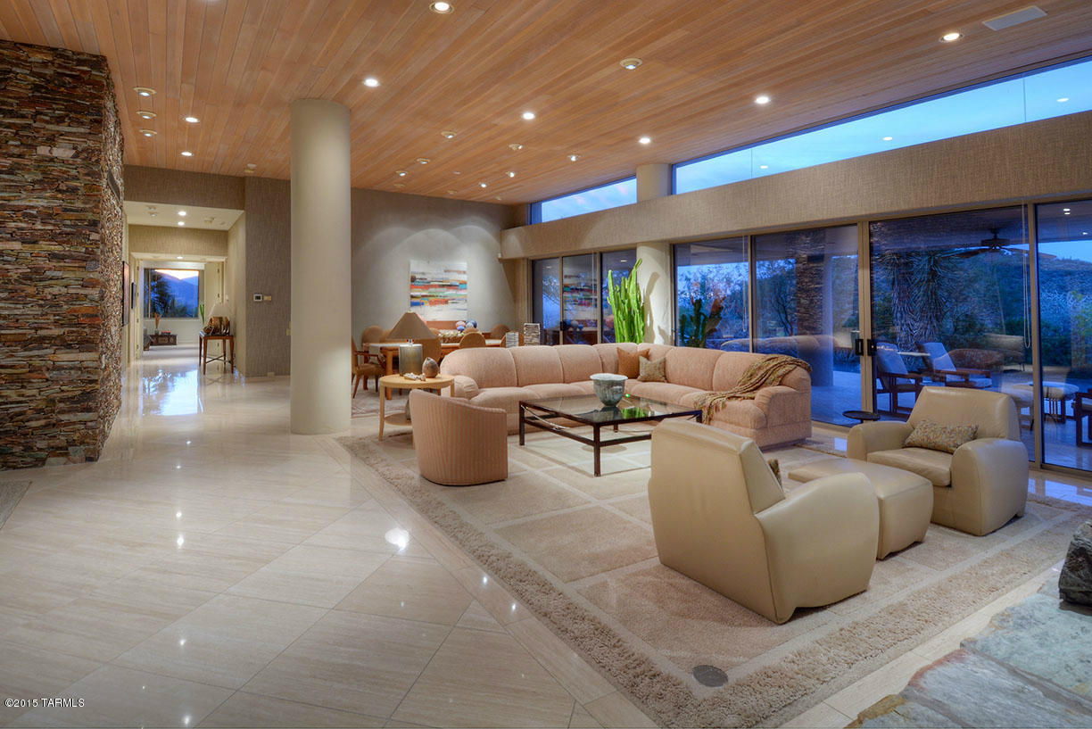 Finisterra (1-210) - Residential