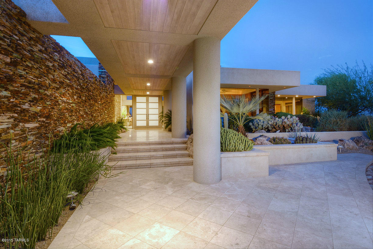 Finisterra (1-210) - Residential
