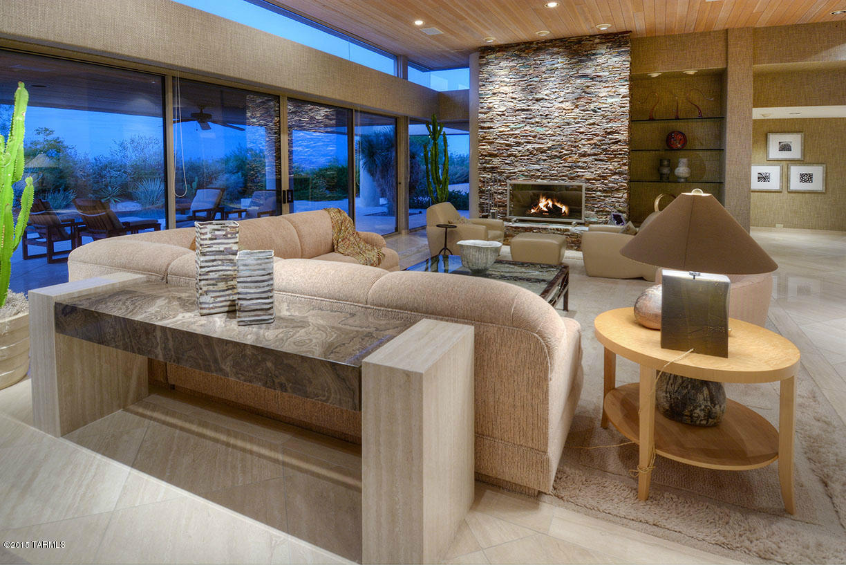 Finisterra (1-210) - Residential