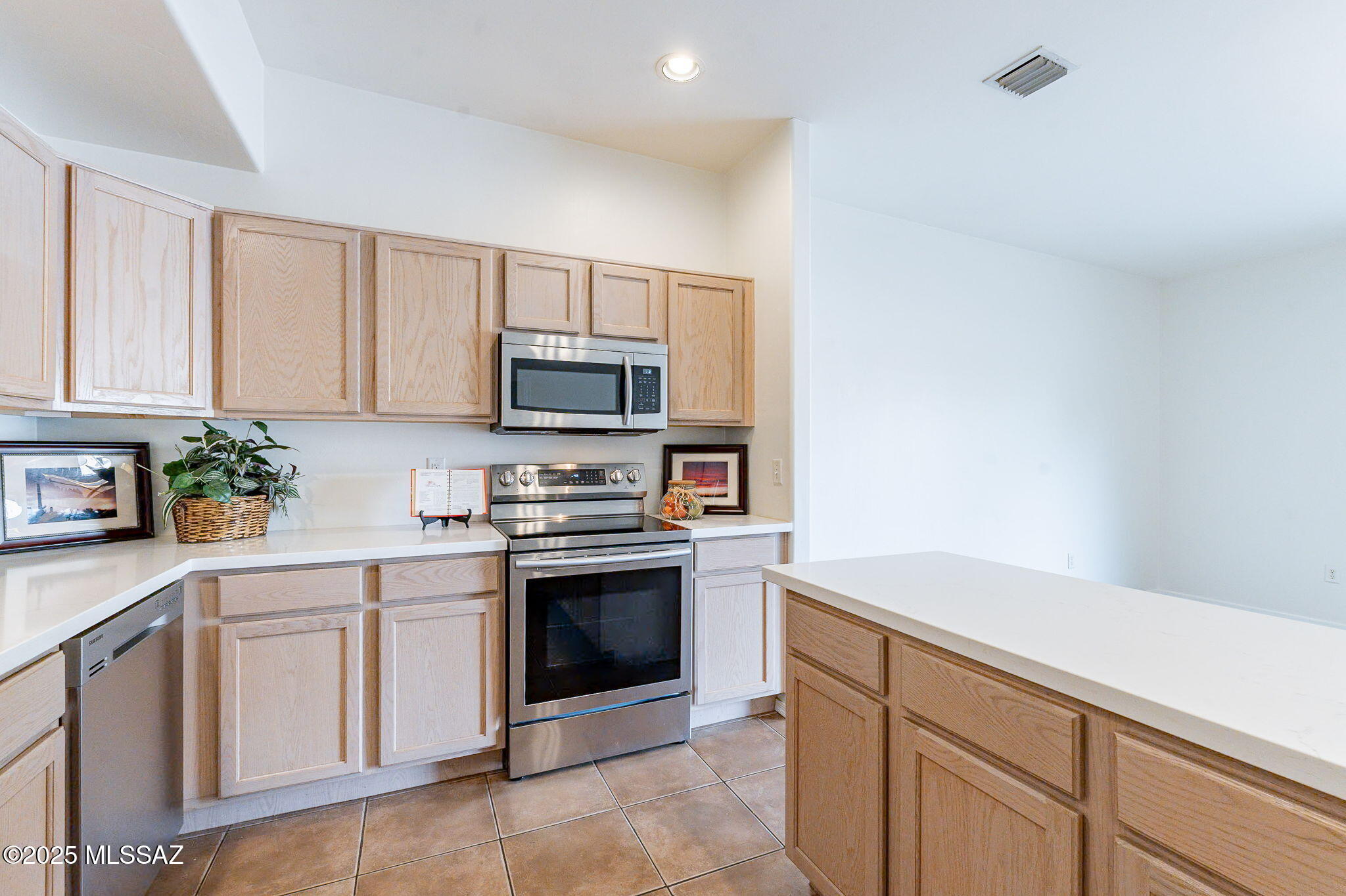 4173 N Fortune Loop
