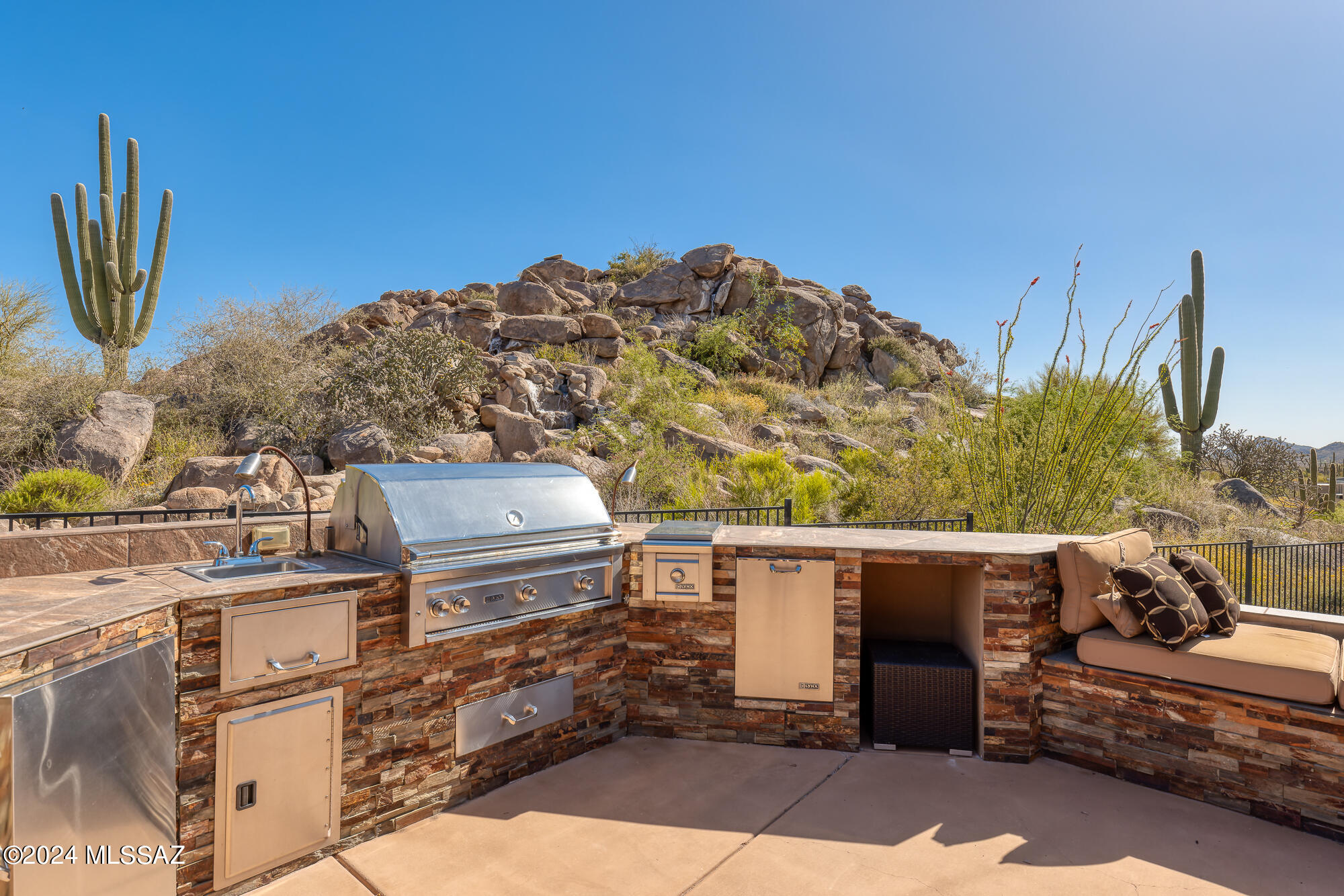 Stone Canyon IIA (134 & 397-403) - Residential